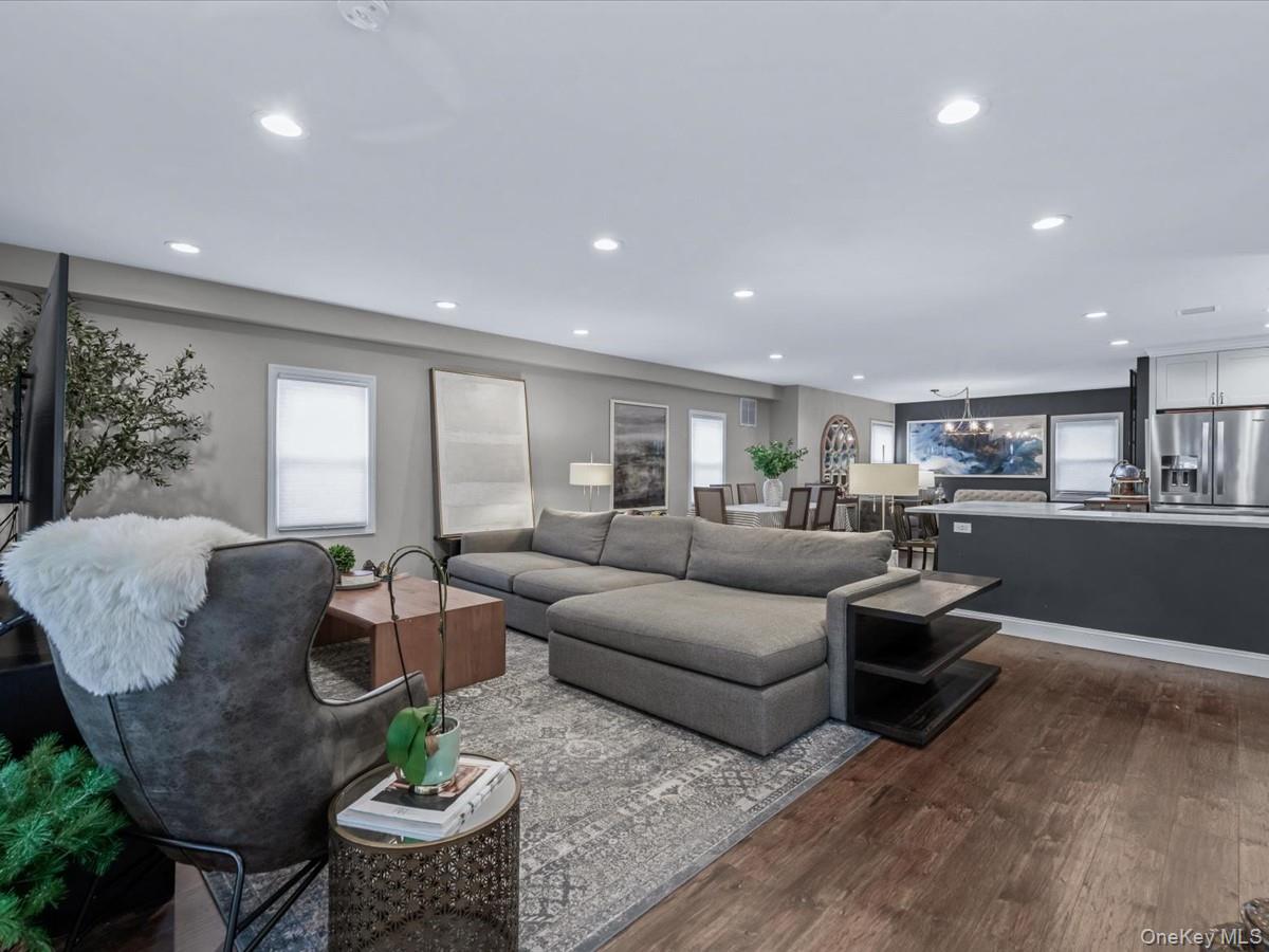 237 Central Avenue, Lynbrook, NY 11563