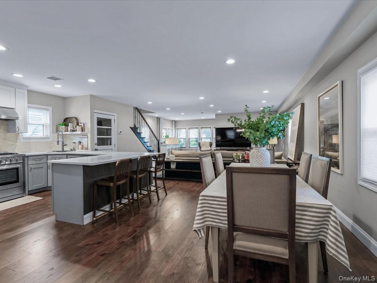 237 Central Avenue, Lynbrook, NY 11563