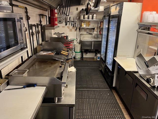 14-02 Clintonville Street, Whitestone, NY 11357