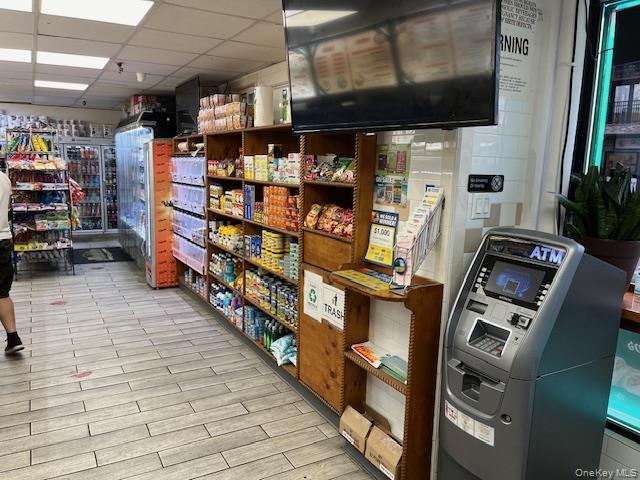 14-02 Clintonville Street, Whitestone, NY 11357