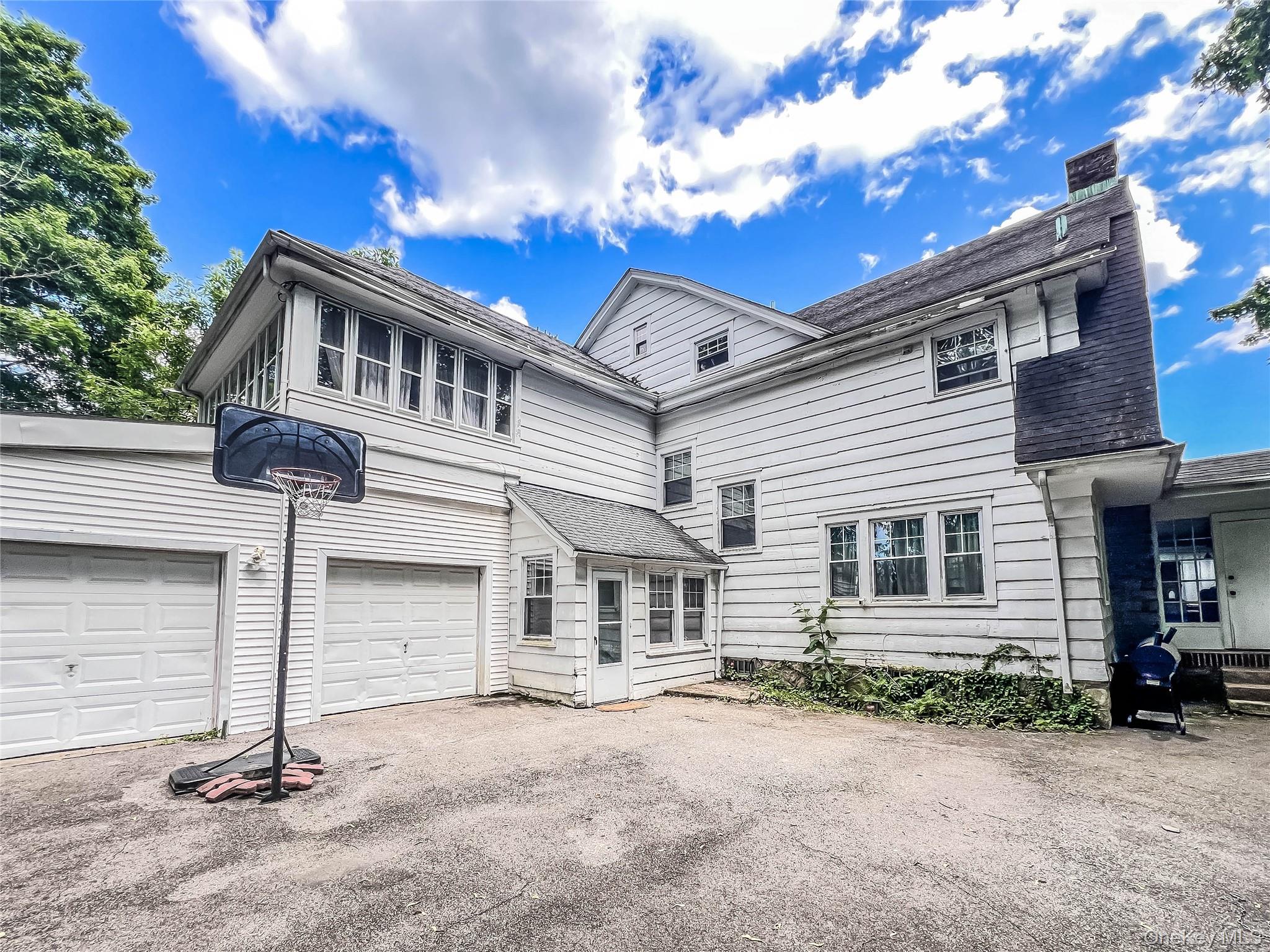 54 Broadview Avenue, New Rochelle, NY 10804