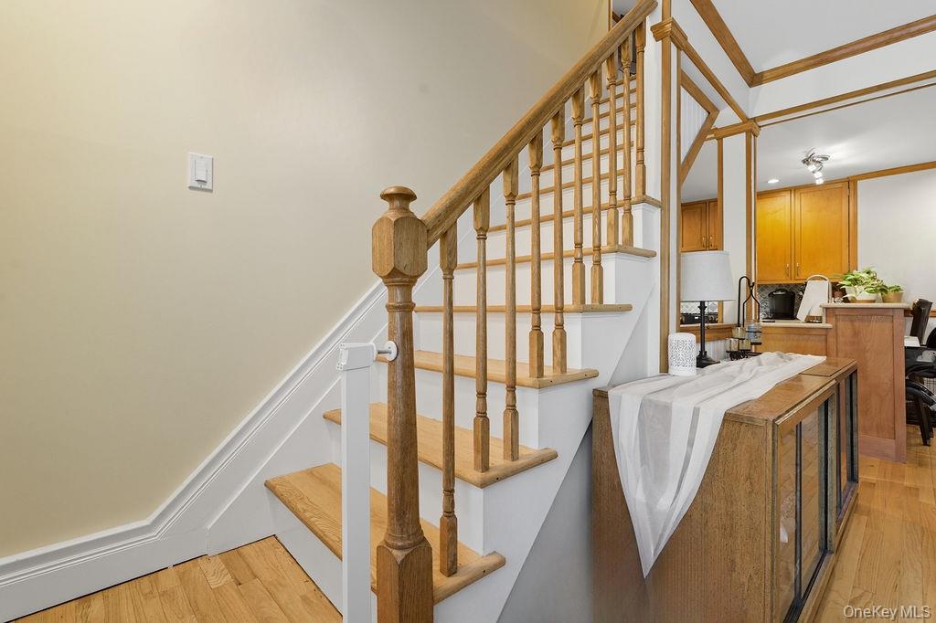 5 Liberty Street, Hampton Bays, NY 11946