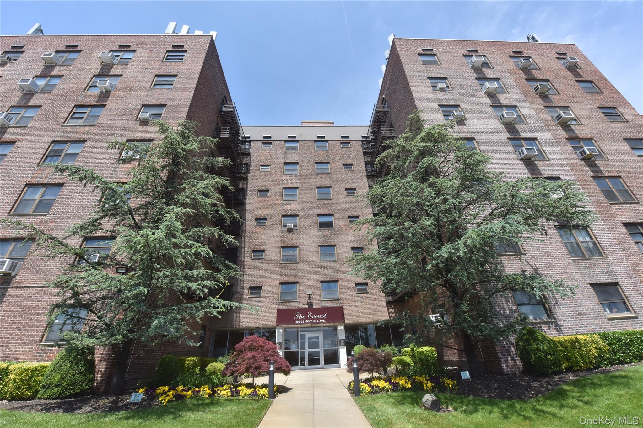 202-35 Foothill Avenue # B24, Hollis, NY 11423