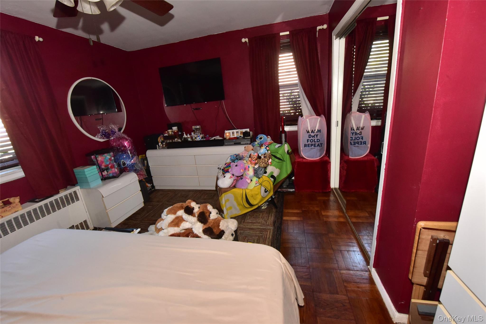 202-35 Foothill Avenue # B24, Hollis, NY 11423