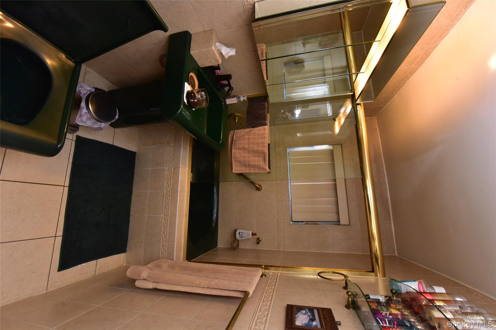 202-35 Foothill Avenue # B24, Hollis, NY 11423