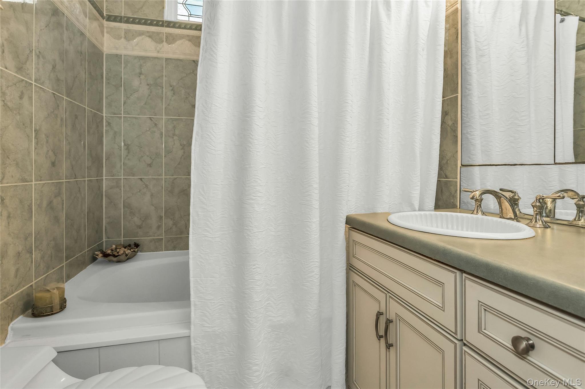 329 E Hudson Street, Long Beach, NY 11561