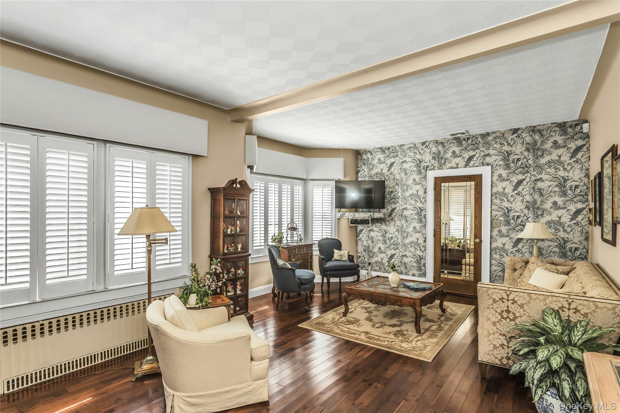 329 E Hudson Street, Long Beach, NY 11561