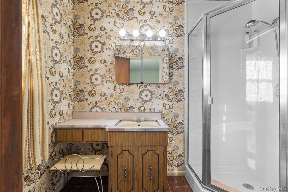 144 Orchard Street, Plainview, NY 11803