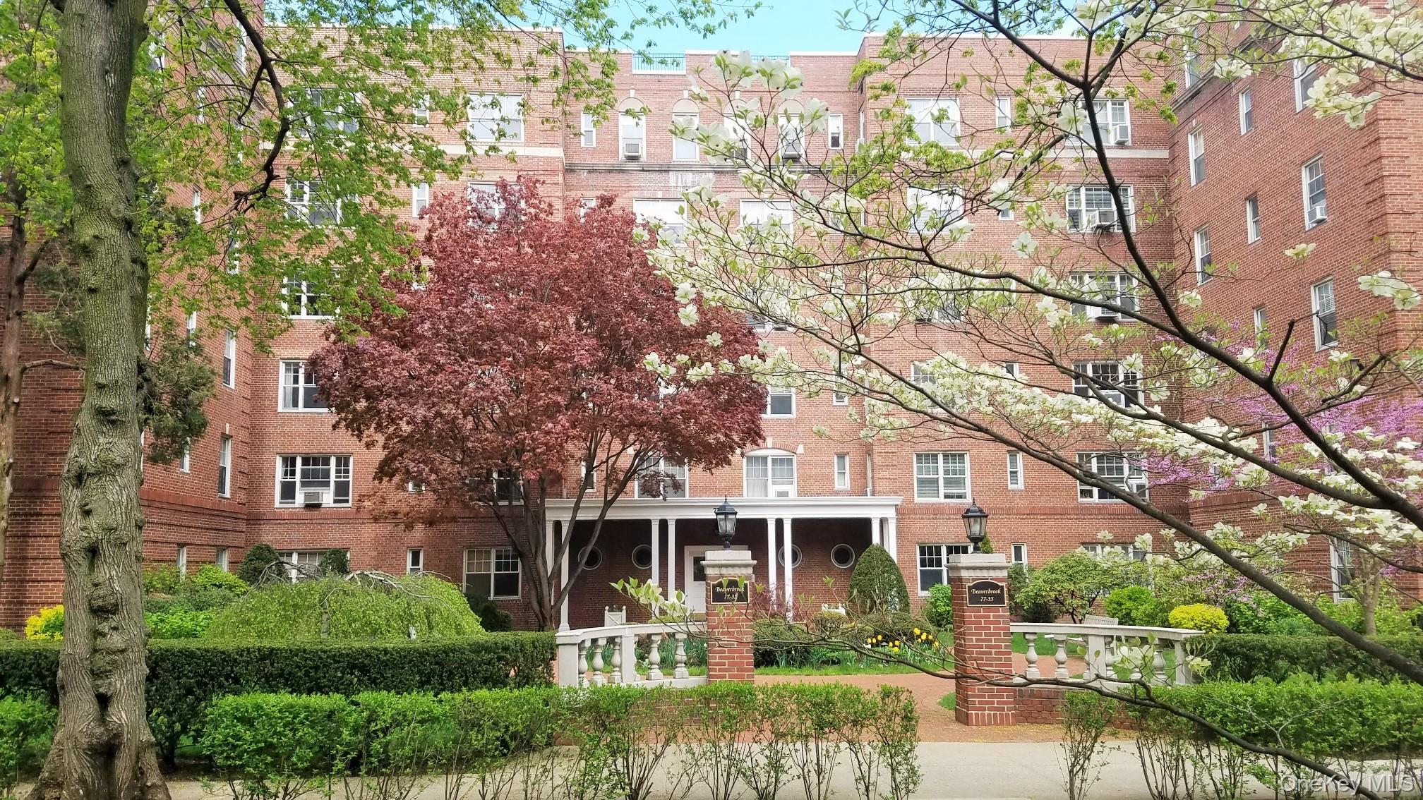 77-35 113th Street # 2N, Forest Hills, NY 11375