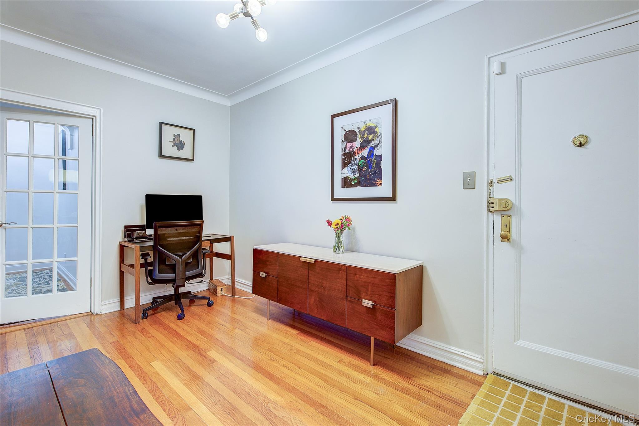 77-35 113th Street # 2N, Forest Hills, NY 11375