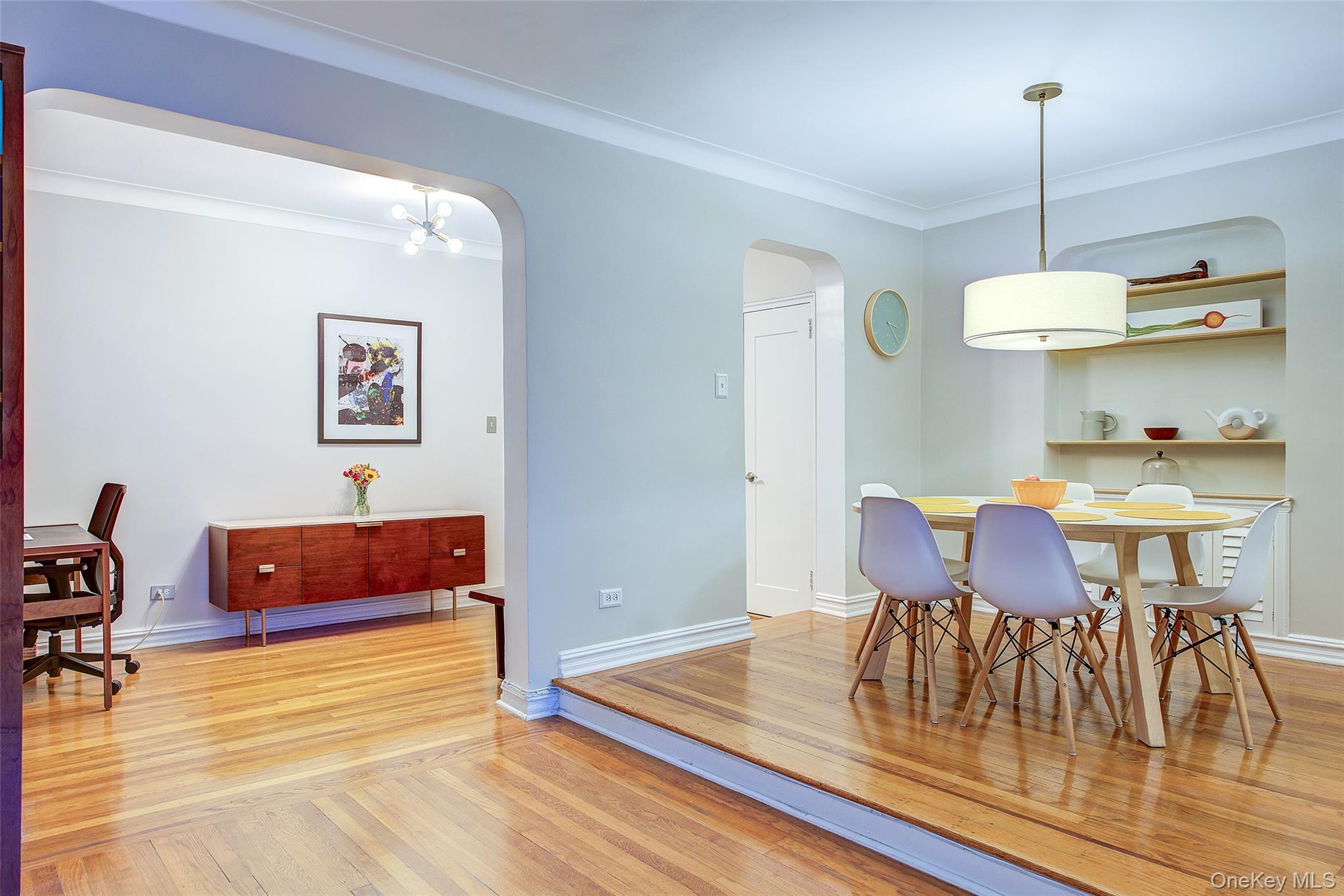 77-35 113th Street # 2N, Forest Hills, NY 11375