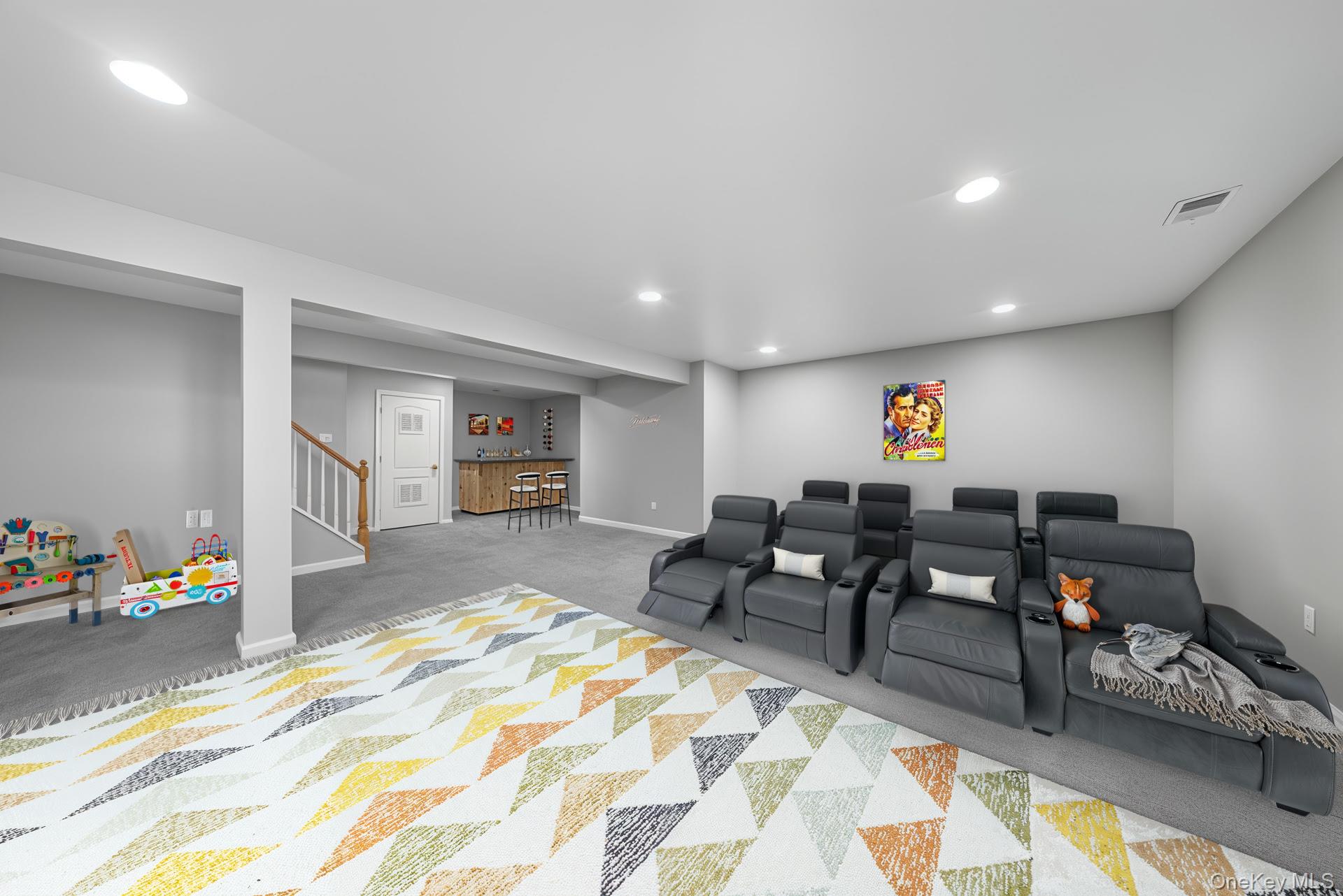 30 Avoncroft LN, Middletown, NY 10940