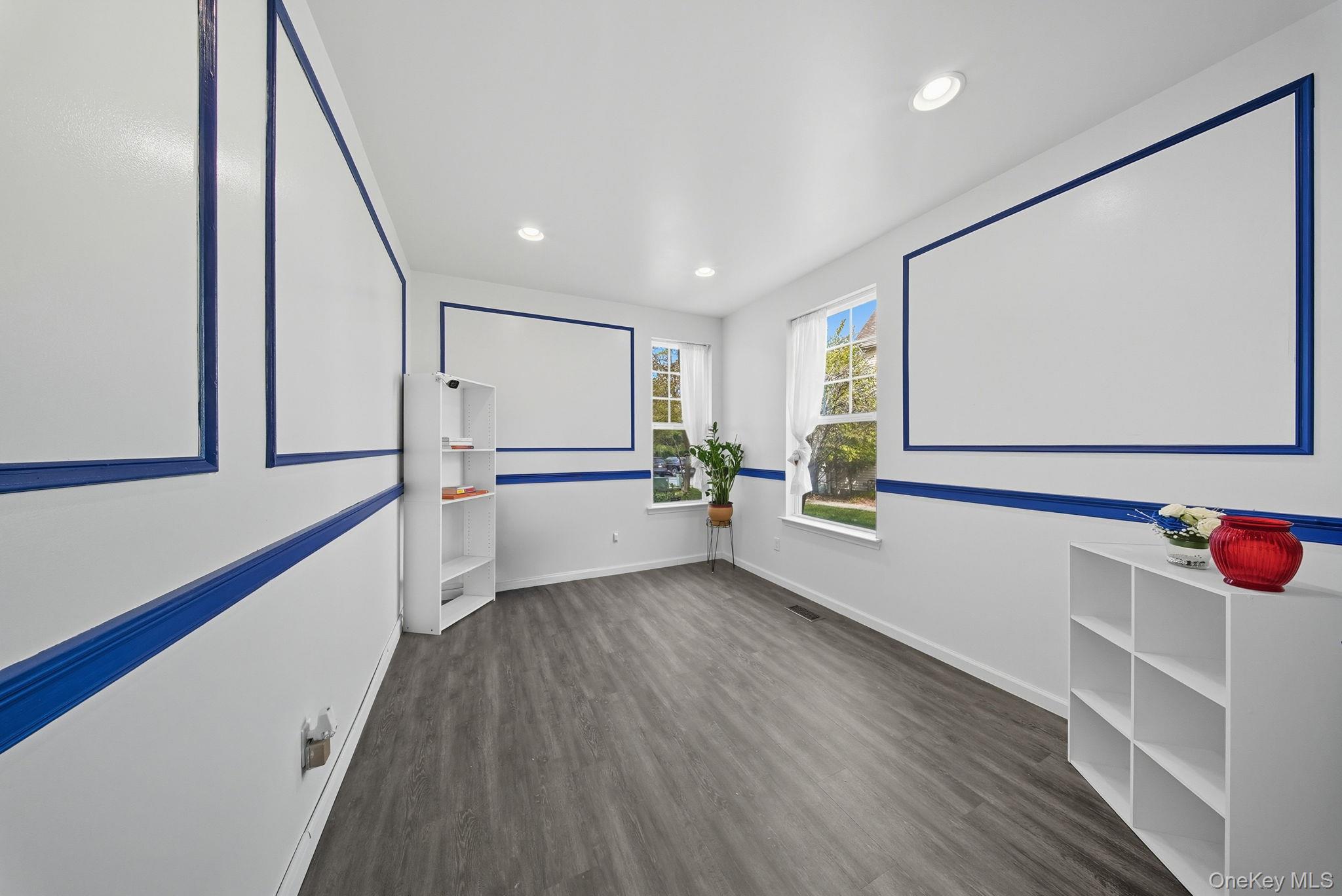 30 Avoncroft LN, Middletown, NY 10940