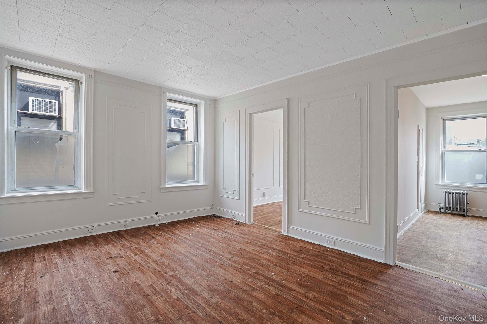 72-07 73 Street, Glendale, NY 11385