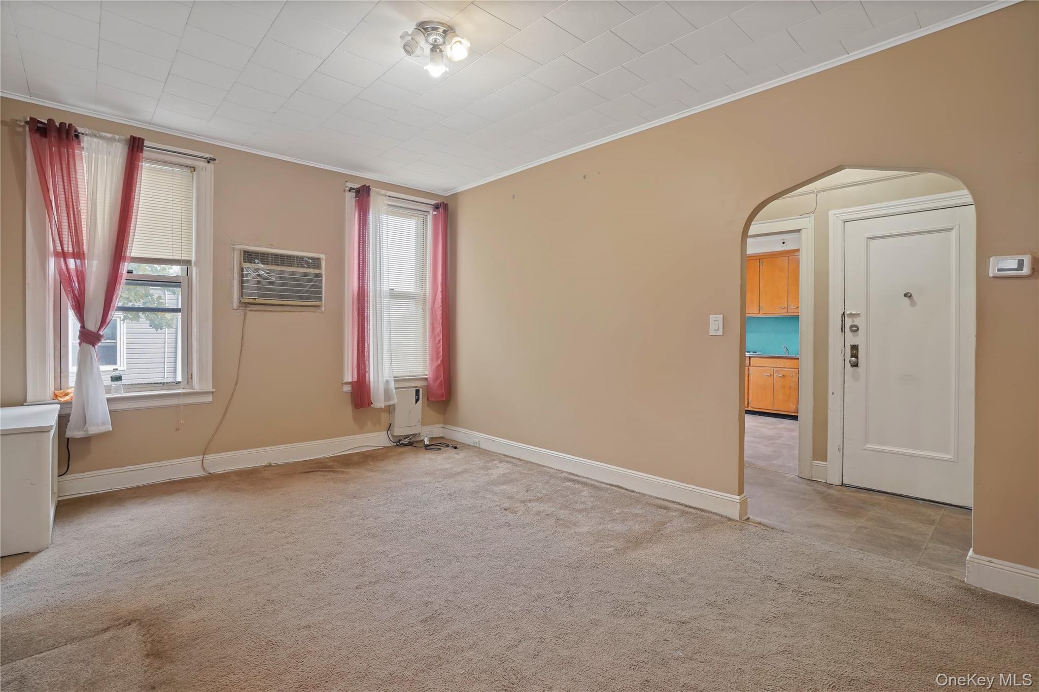 72-07 73 Street, Glendale, NY 11385