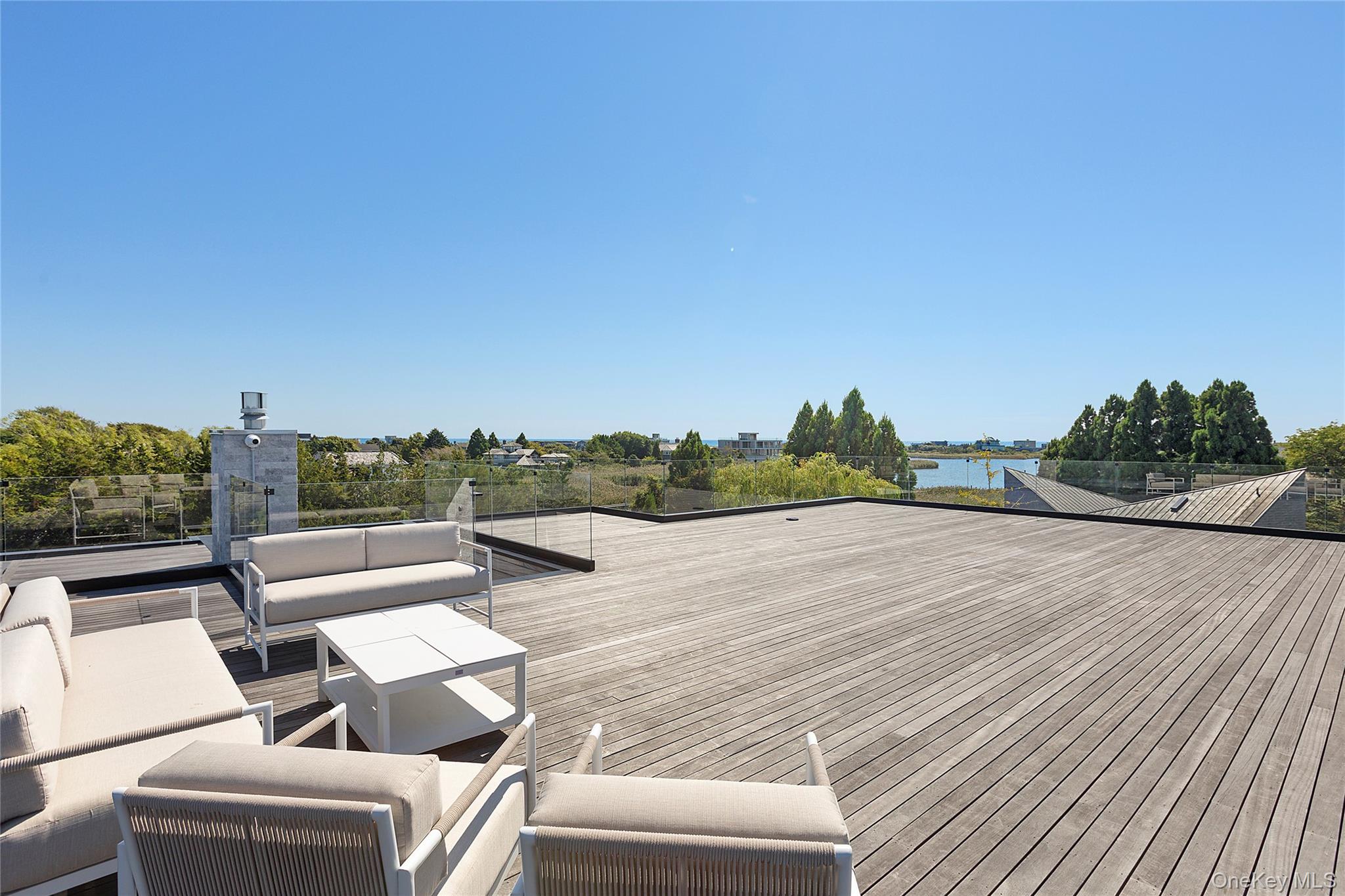 99 Pointe Mecox Lane, Bridgehampton, NY 11976