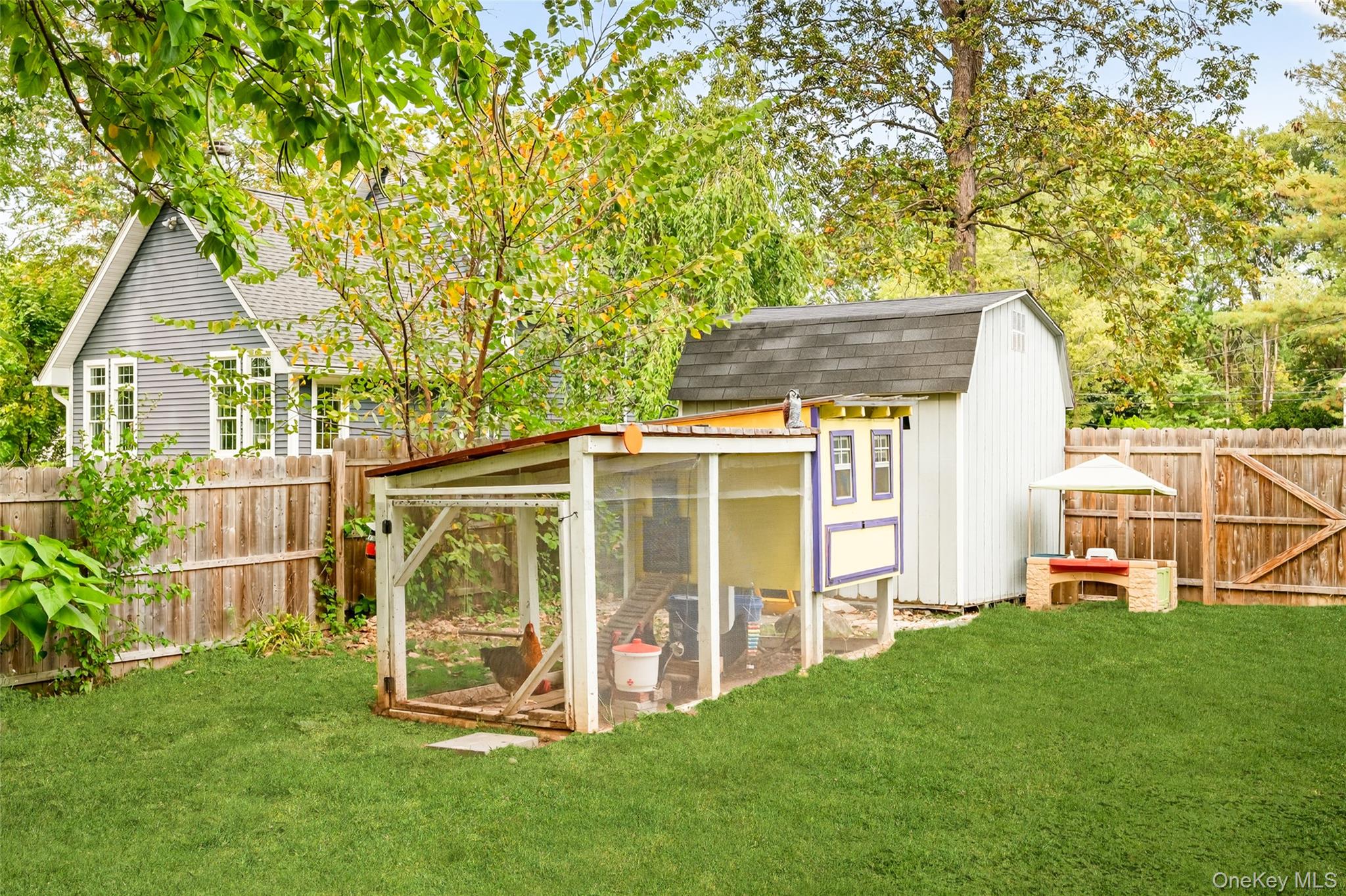 5 Michael Drive, Blauvelt, NY 10913