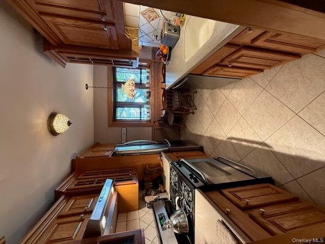 1019 Vincent, Bronx, NY 10465