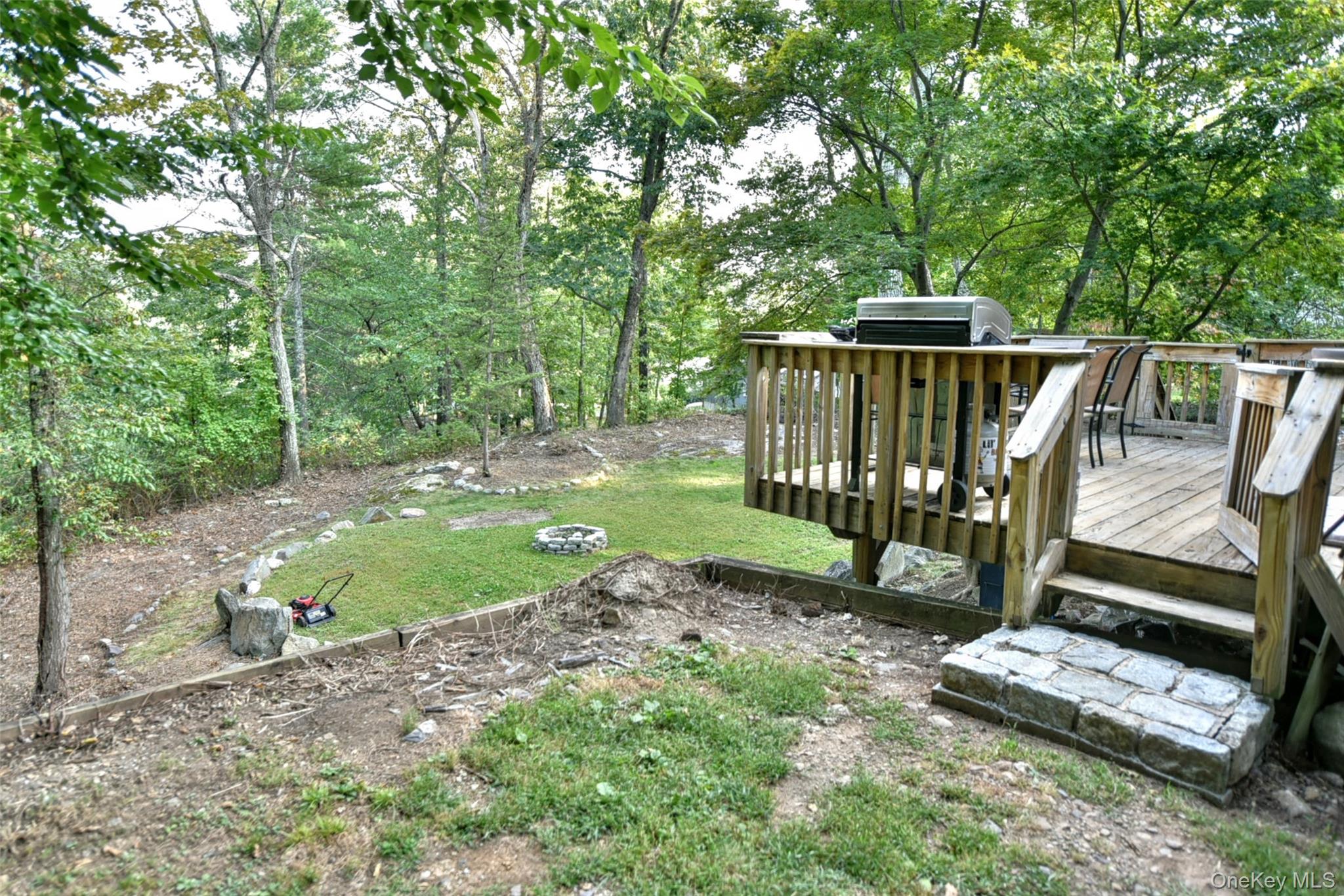 18 Blueberry Hill, Greenwood Lake, NY 10925