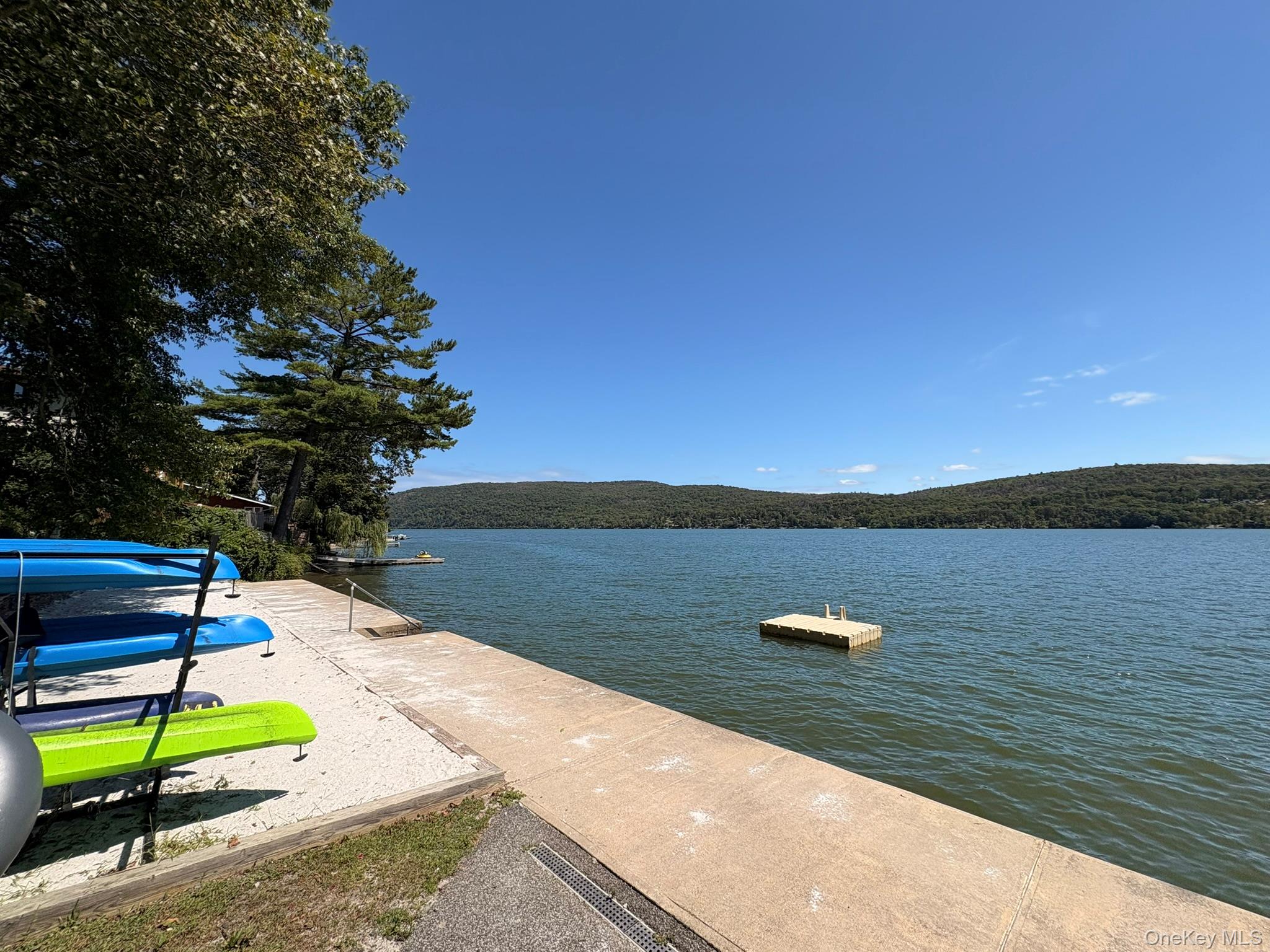 18 Blueberry Hill, Greenwood Lake, NY 10925