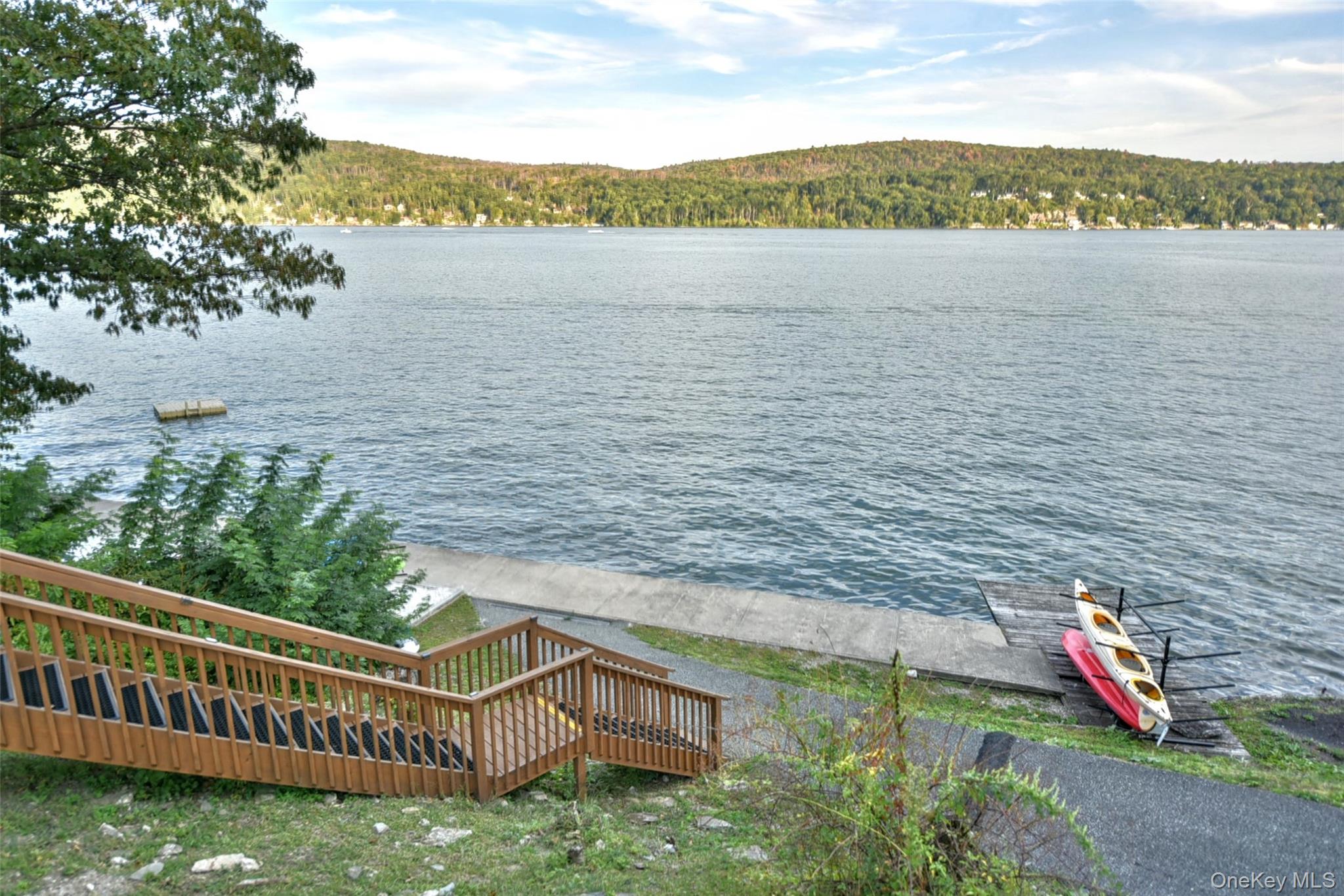 18 Blueberry Hill, Greenwood Lake, NY 10925