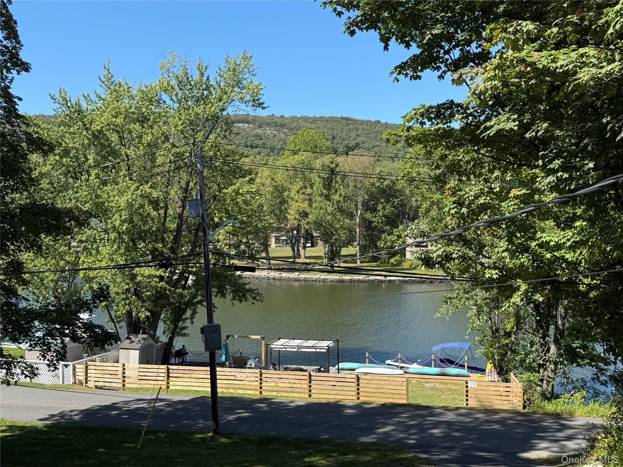 28 Sterling Road, Greenwood Lake, NY 10925