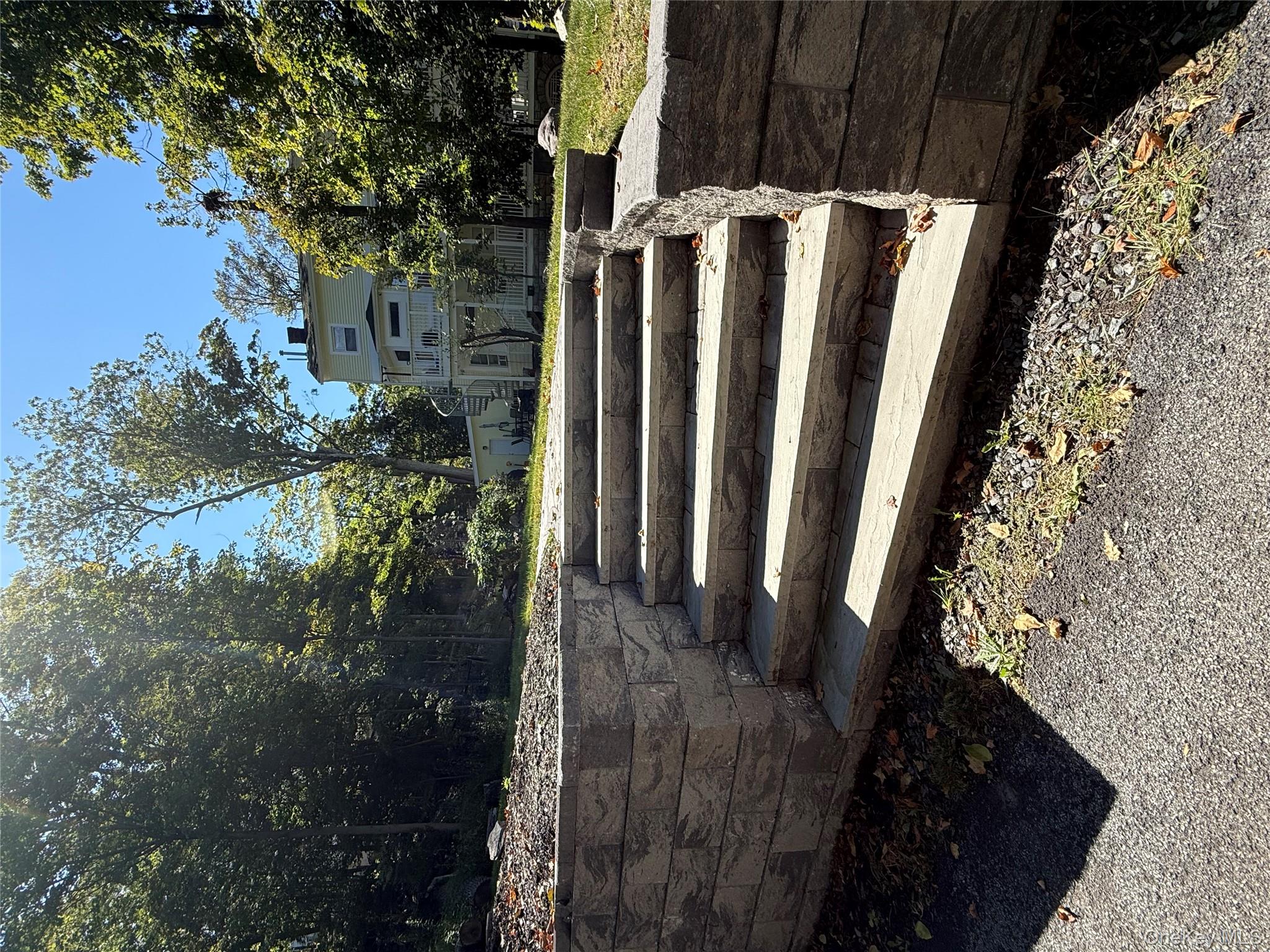 28 Sterling Road, Greenwood Lake, NY 10925