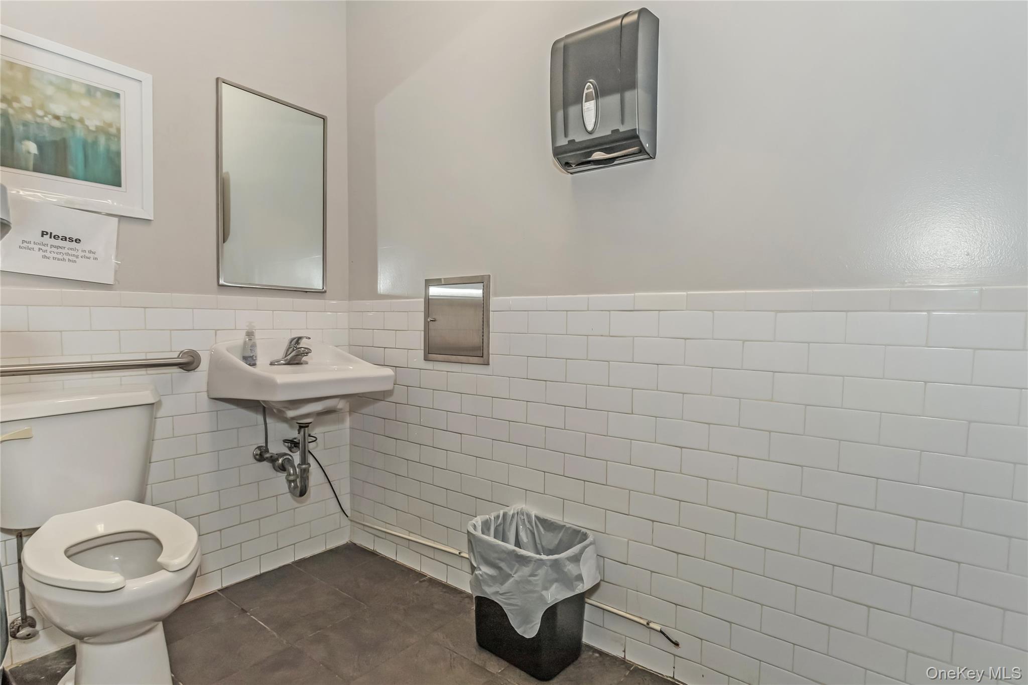 210-08/12 Northern Boulevard, Bayside, NY 11361