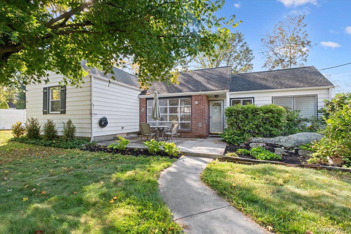 15 Orchard Road, Putnam Valley, NY 10579