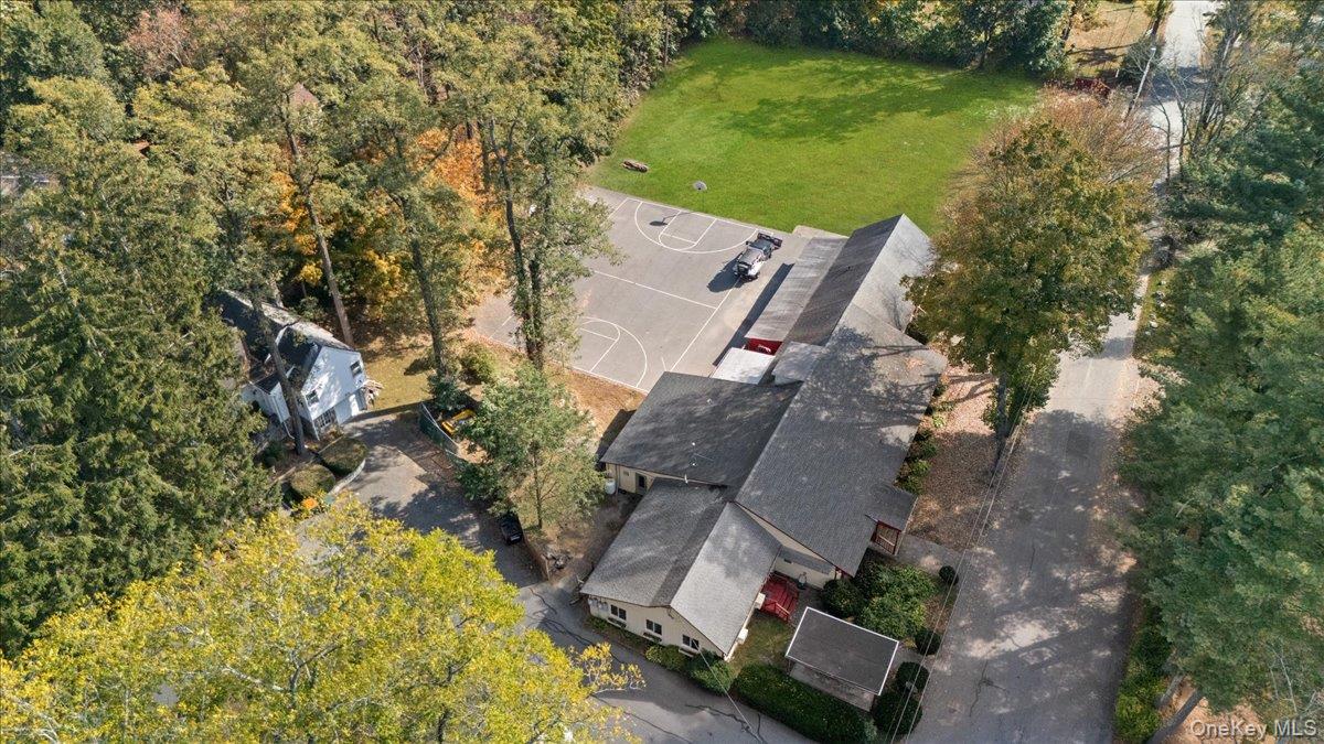 15 Orchard Road, Putnam Valley, NY 10579