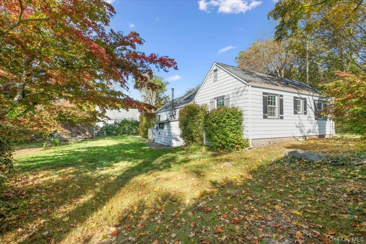 15 Orchard Road, Putnam Valley, NY 10579