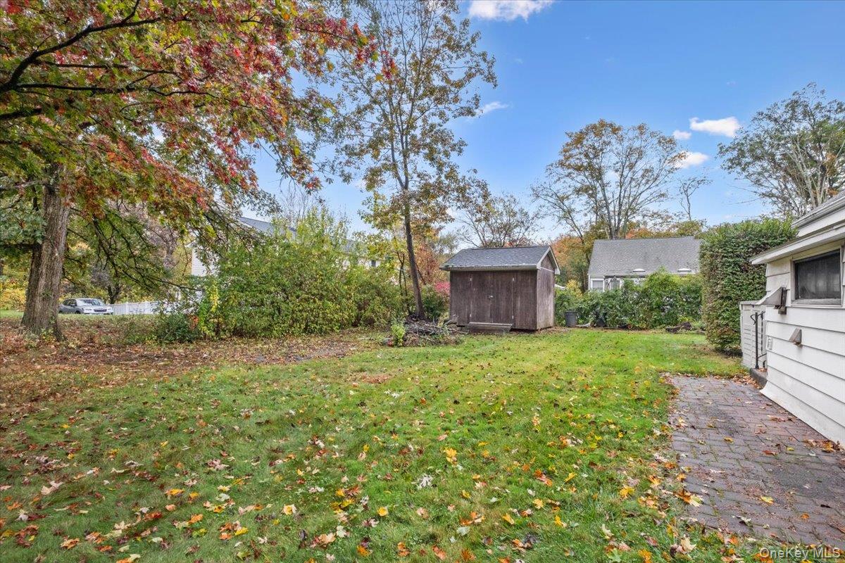 15 Orchard Road, Putnam Valley, NY 10579