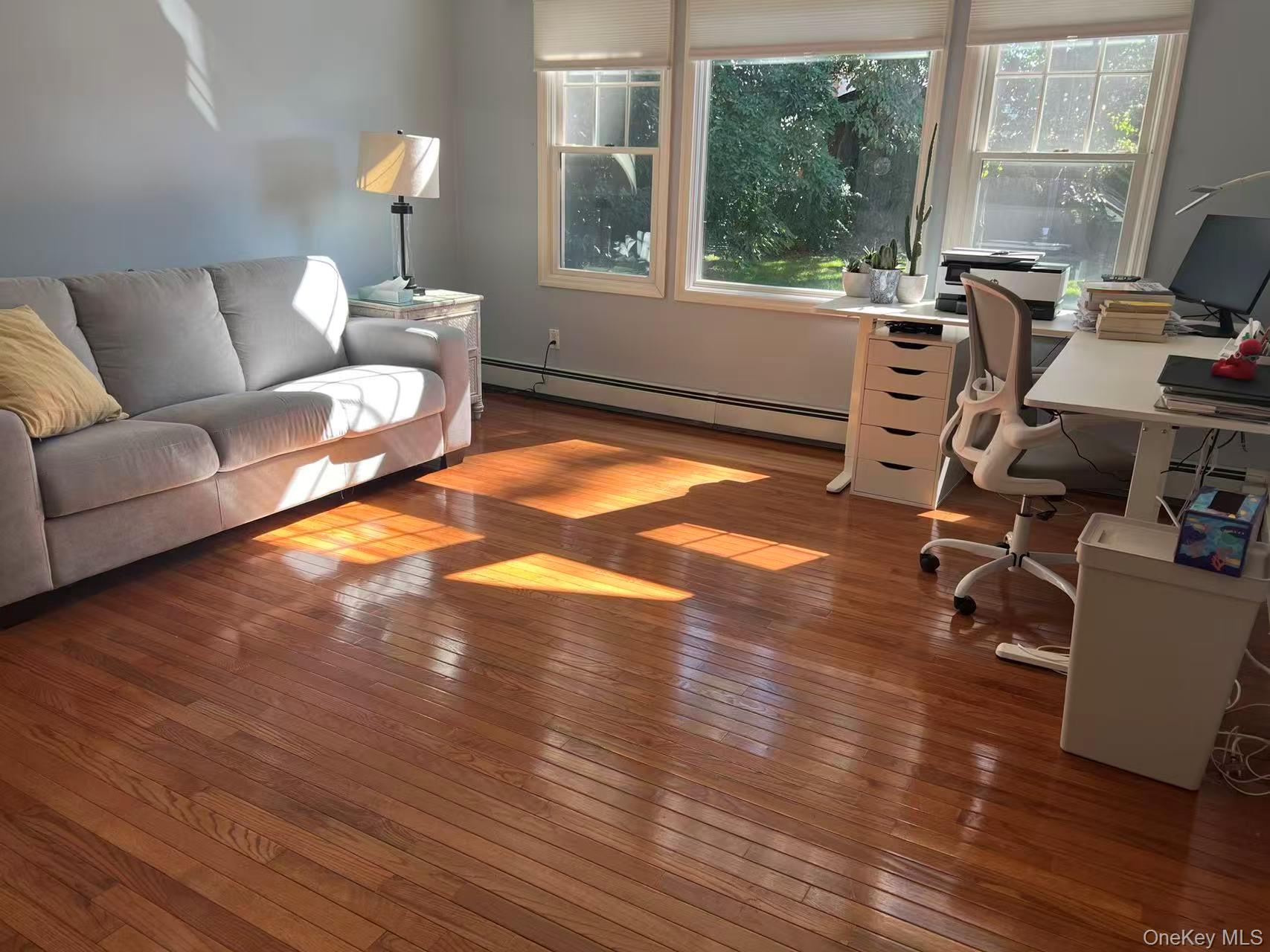 2 Sunset Lane, Garden City, NY 11530