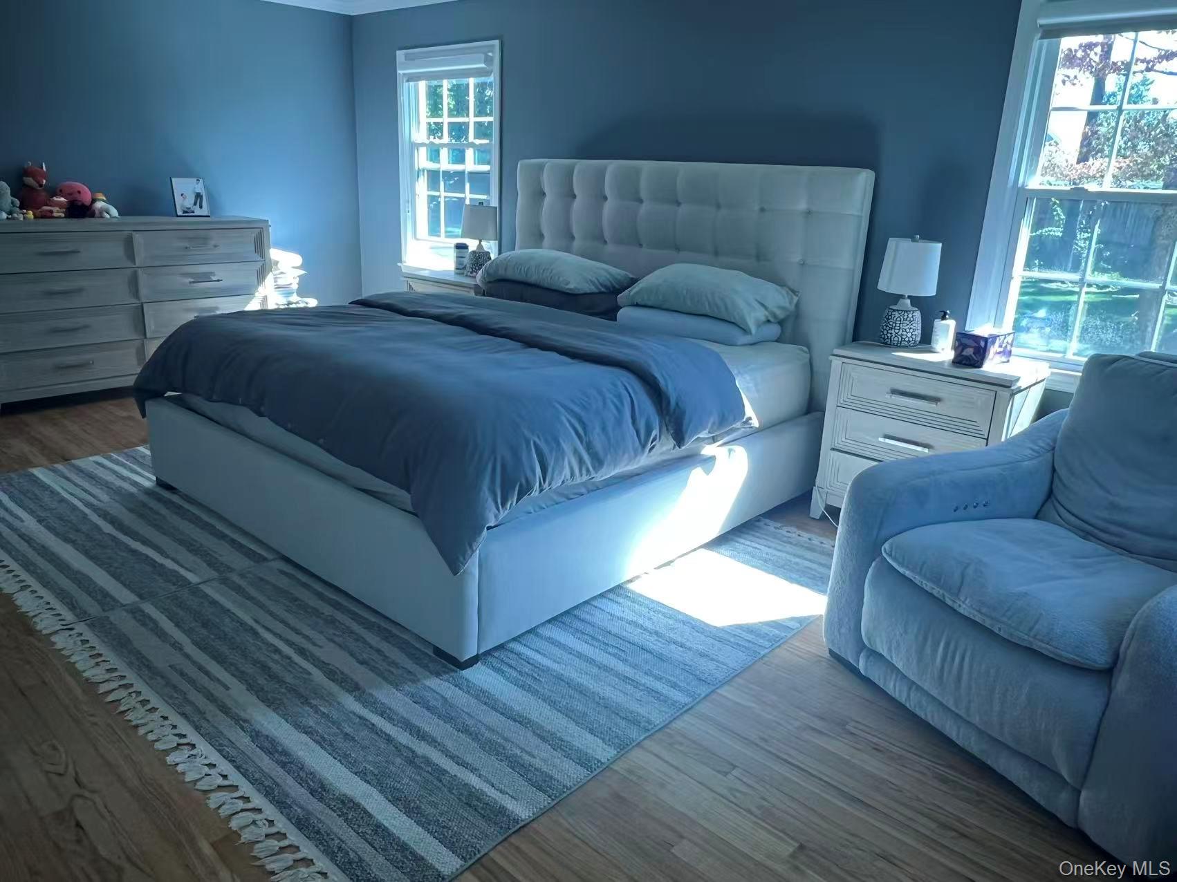 2 Sunset Lane, Garden City, NY 11530