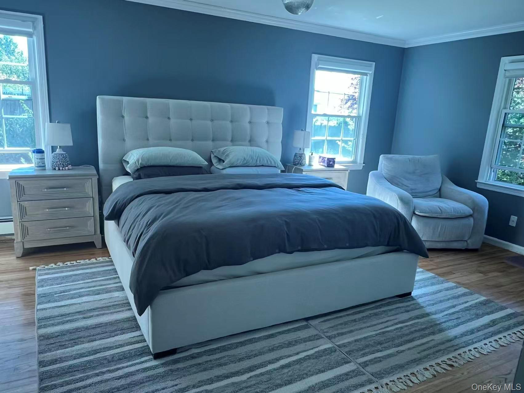 2 Sunset Lane, Garden City, NY 11530