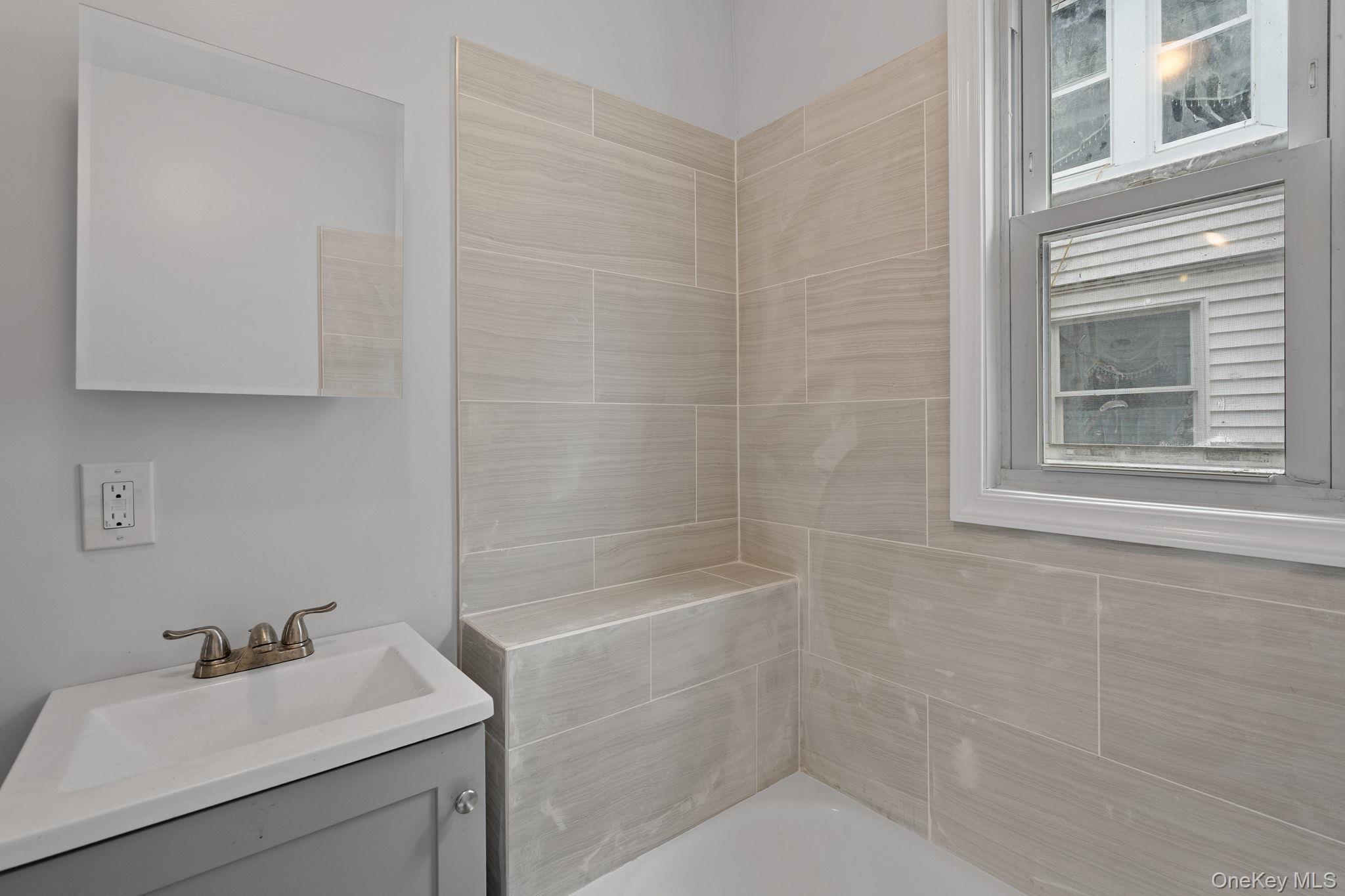 21 Lent Street, Poughkeepsie, NY 12601