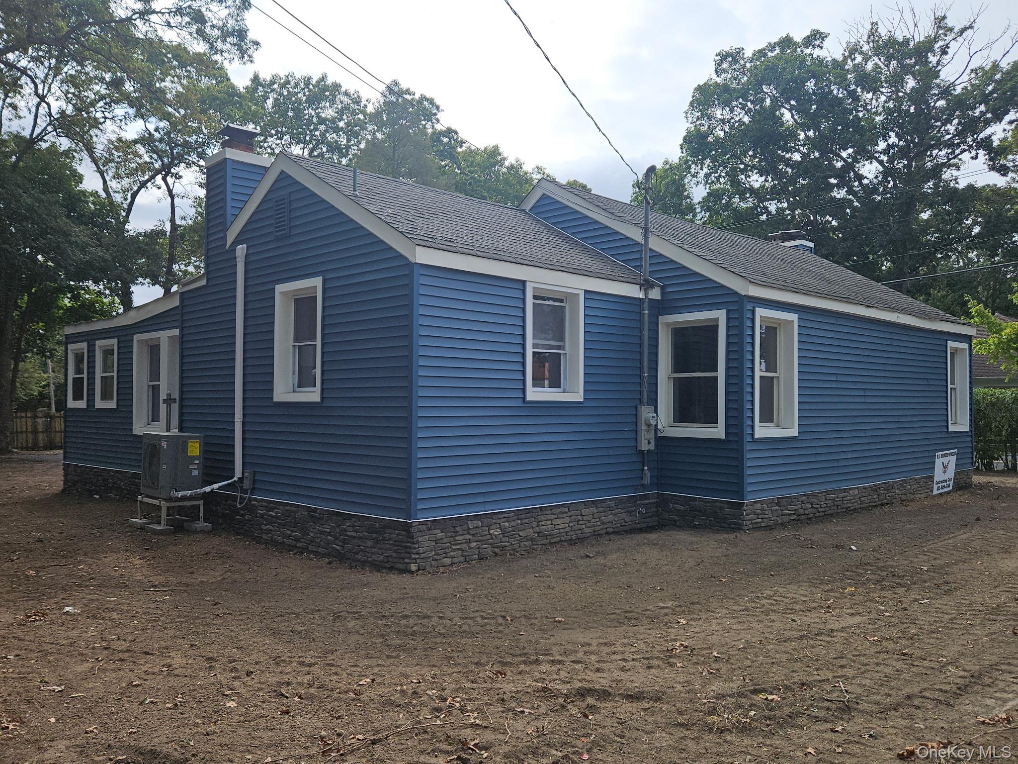 700 Hallock Avenue, Port Jefferson Station, NY 11776