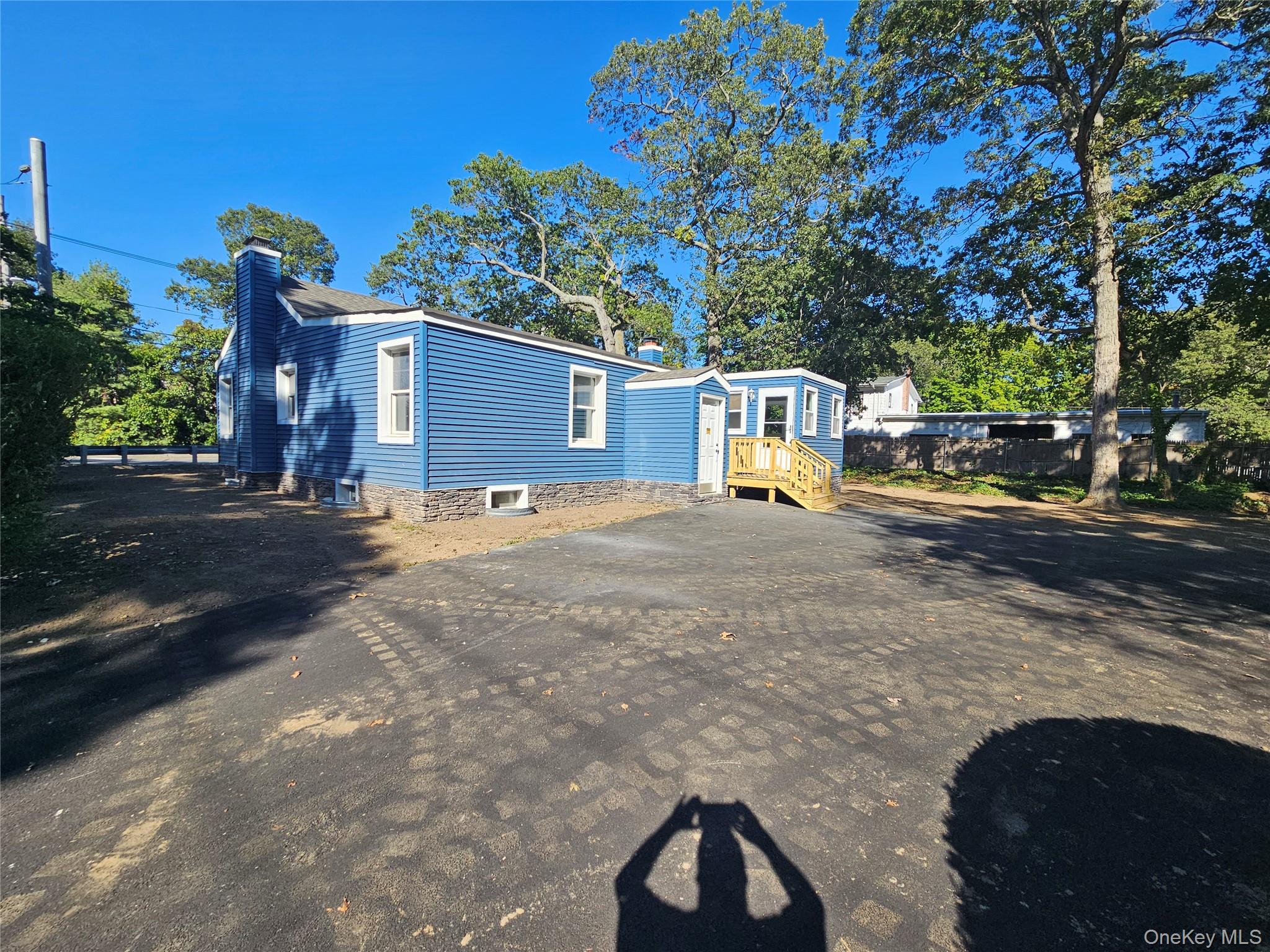 700 Hallock Avenue, Port Jefferson Station, NY 11776