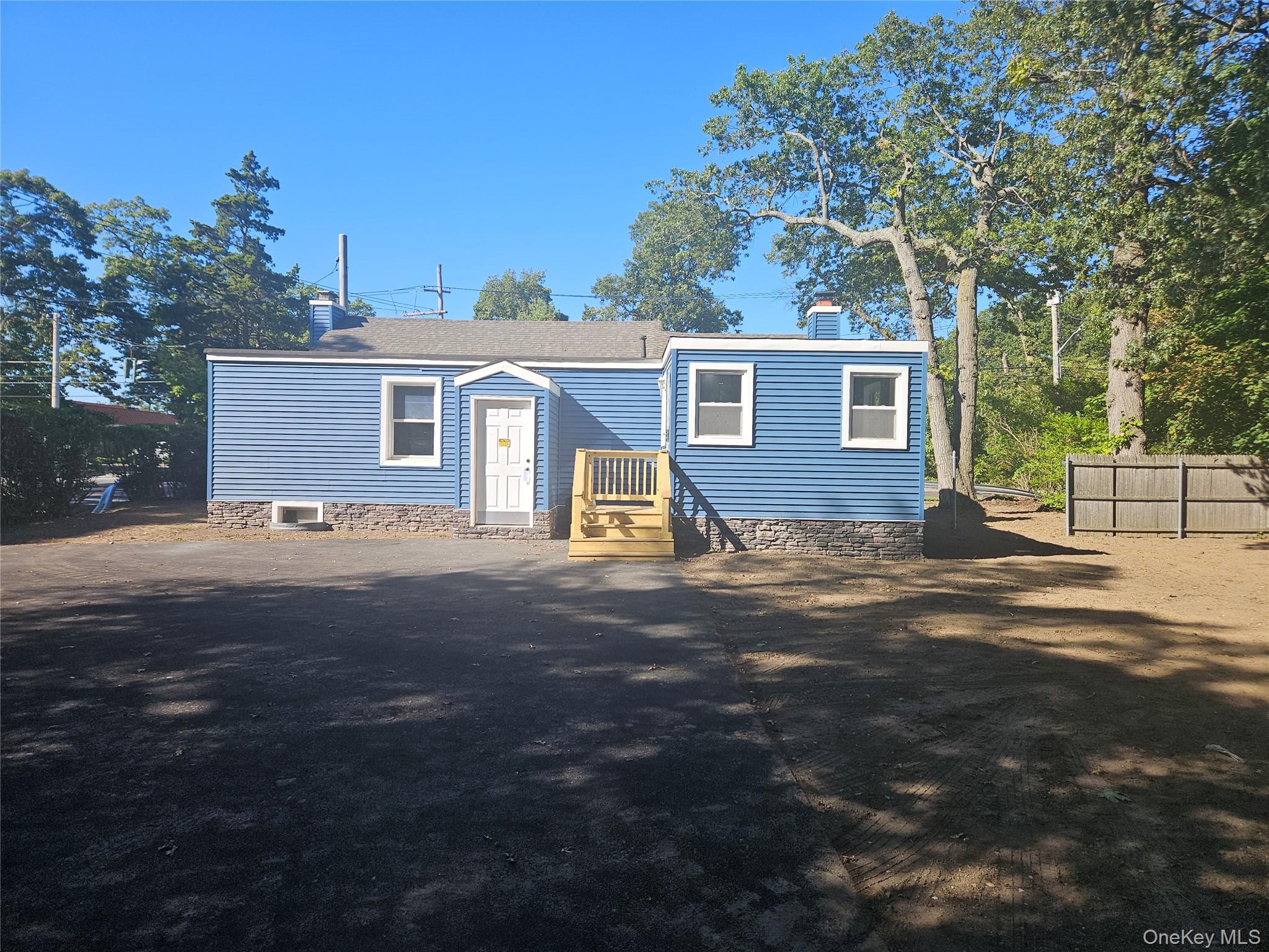 700 Hallock Avenue, Port Jefferson Station, NY 11776