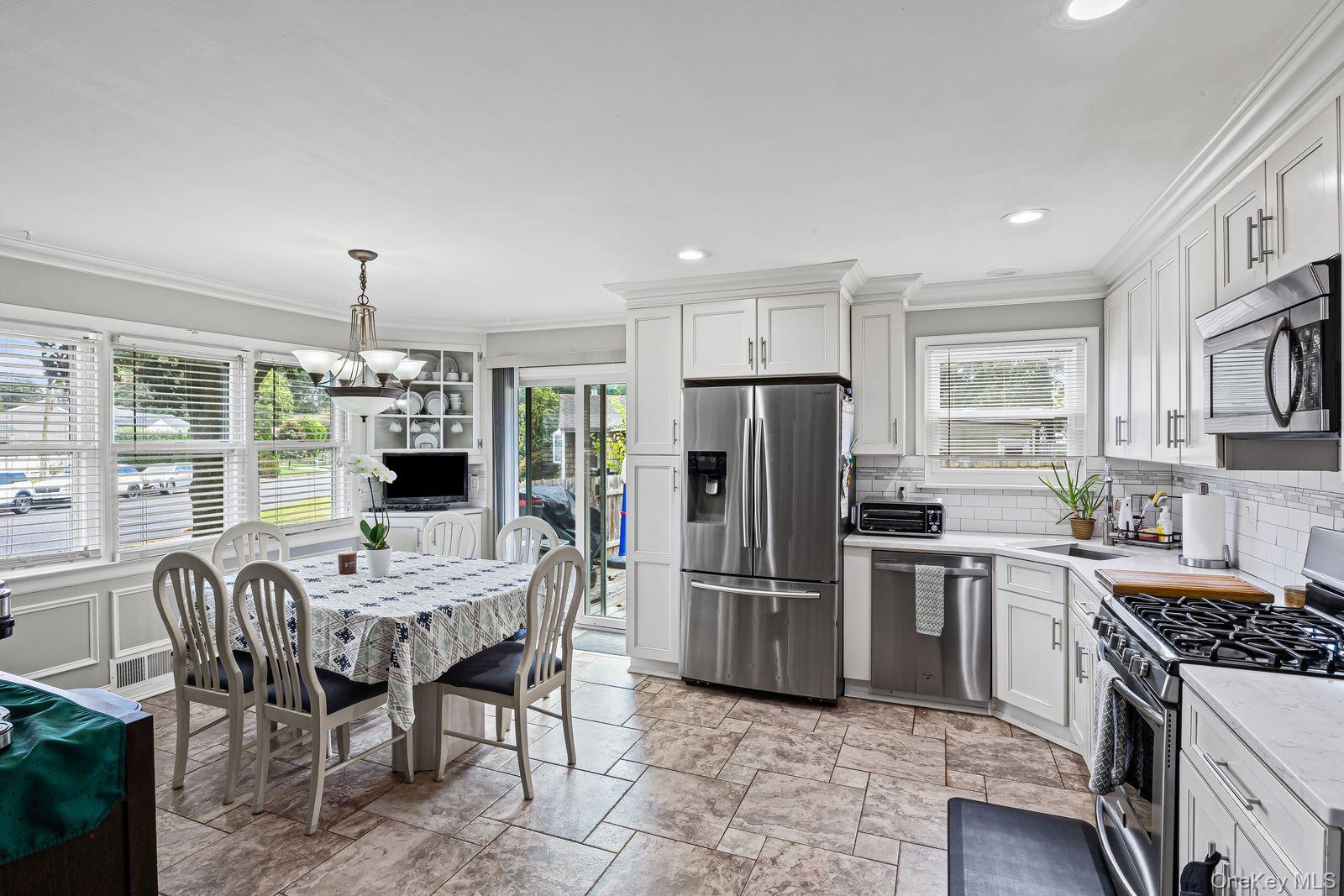 22 Larry Road, Selden, NY 11784