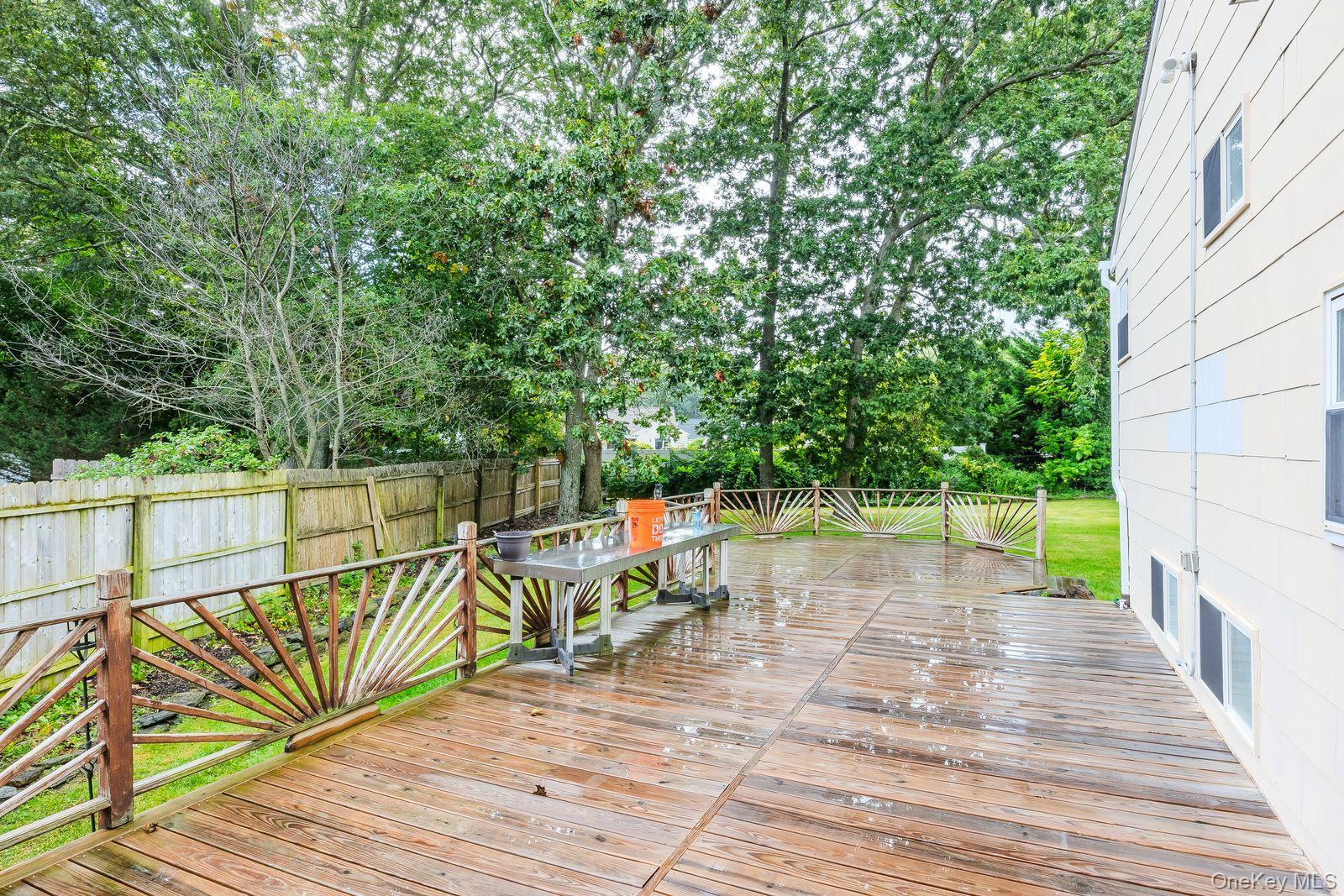 22 Larry Road, Selden, NY 11784