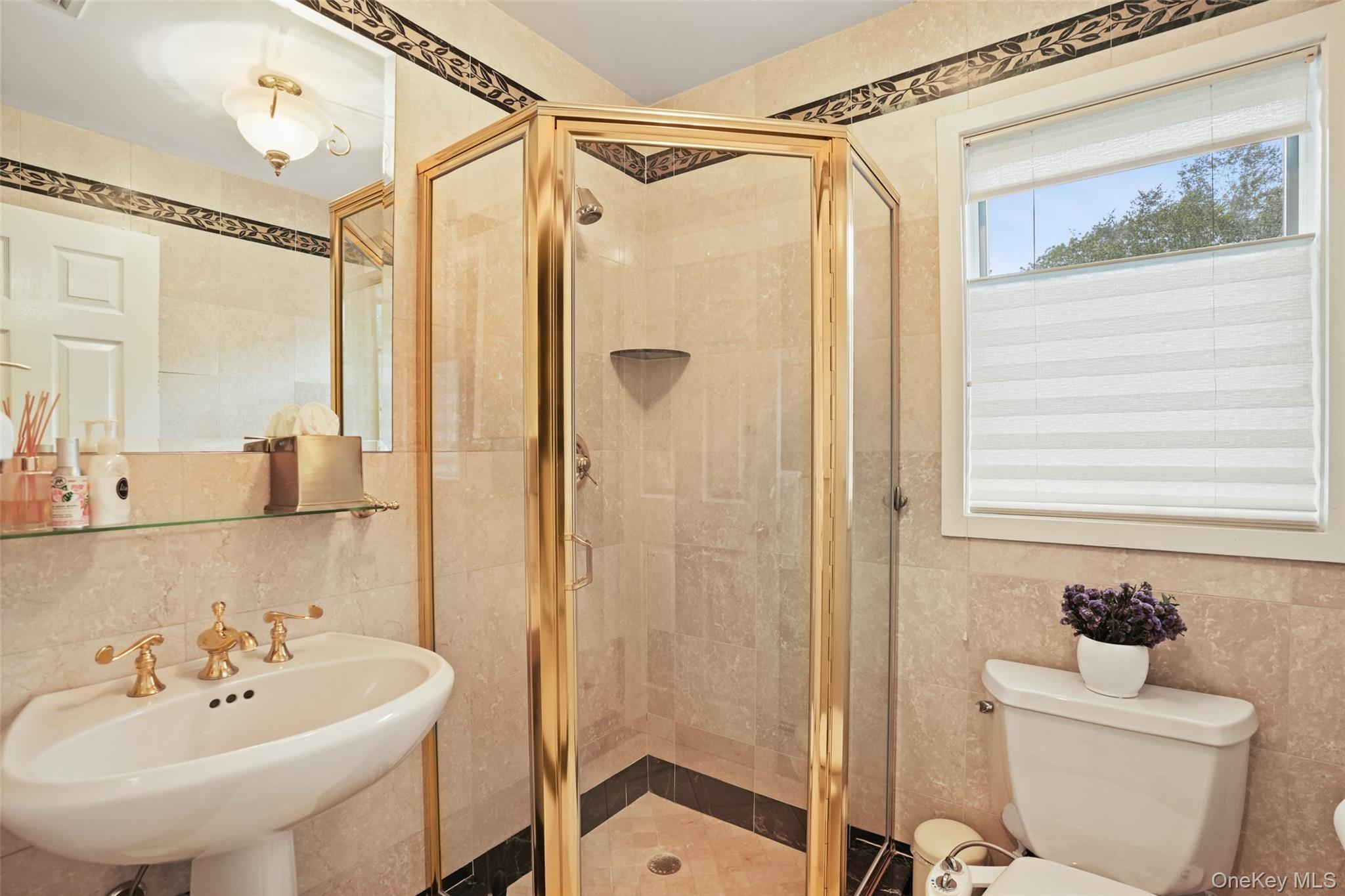 12 Logging Road, Katonah, NY 10536