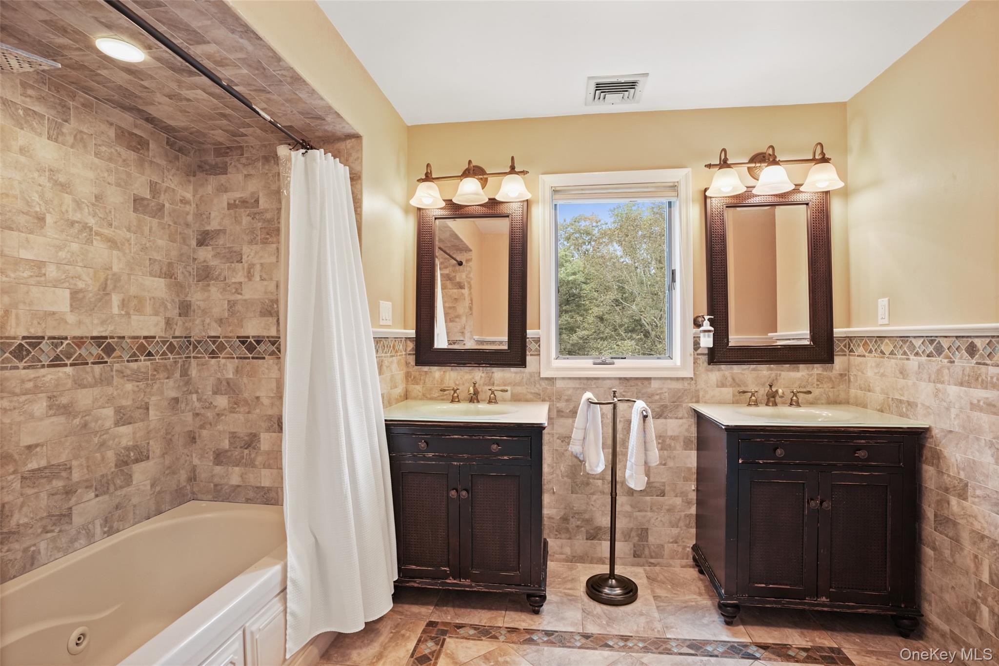 12 Logging Road, Katonah, NY 10536