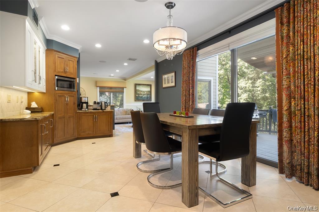 12 Logging Road, Katonah, NY 10536