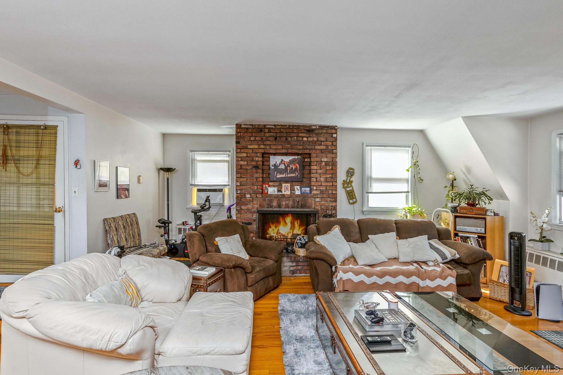 10 Boston Place, Huntington Station, NY 11746