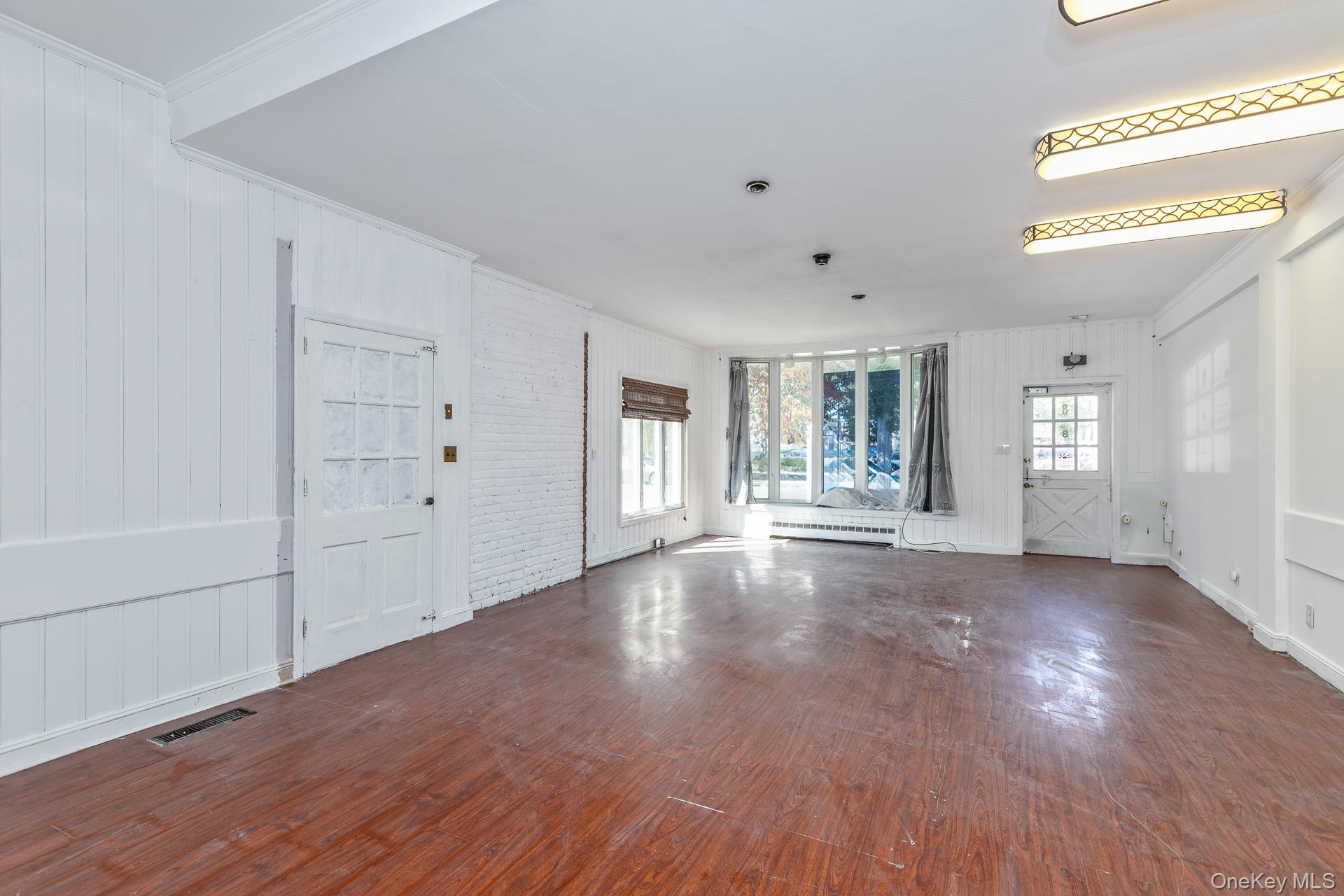 10 Boston Place, Huntington Station, NY 11746