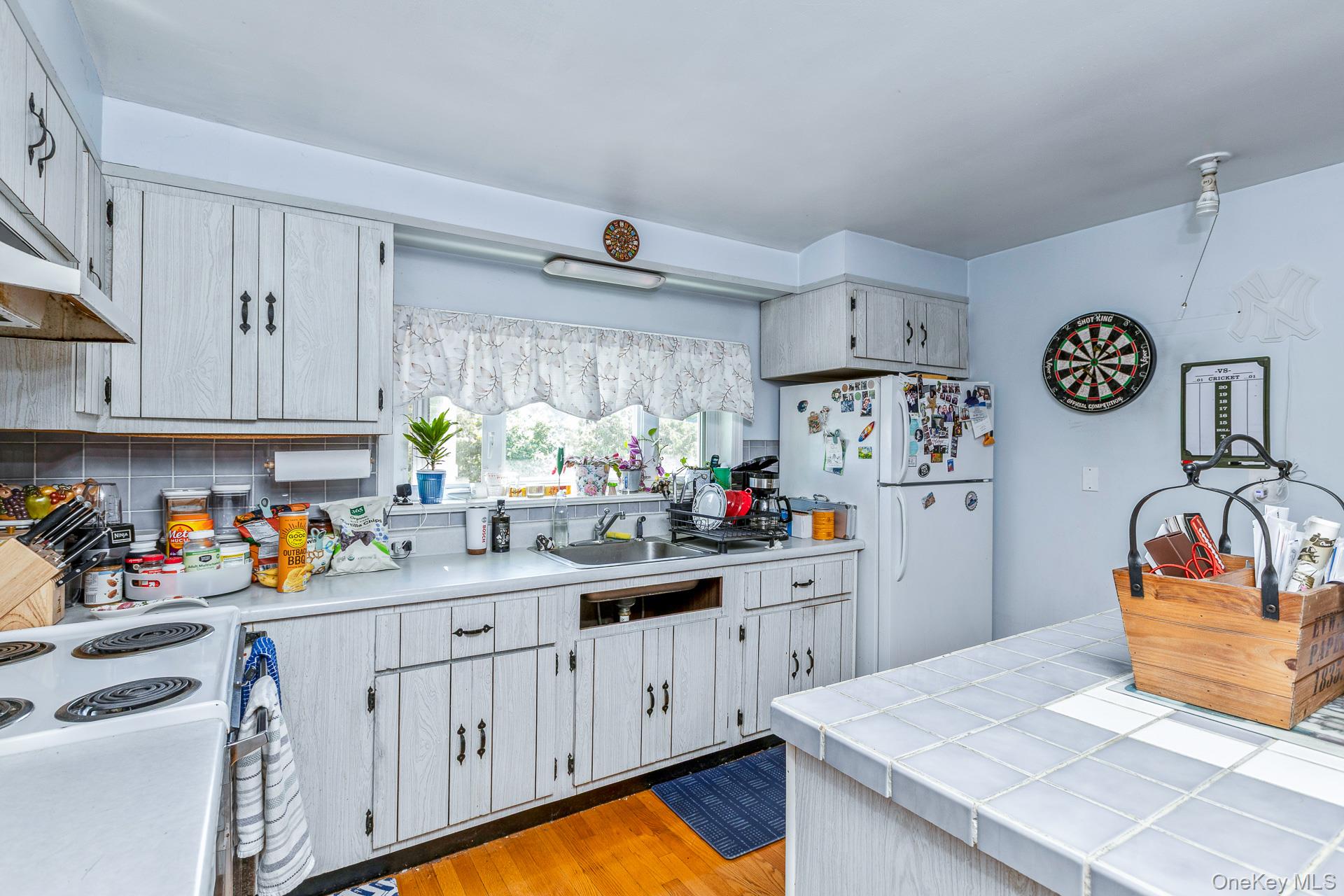 10 Boston Place, Huntington Station, NY 11746