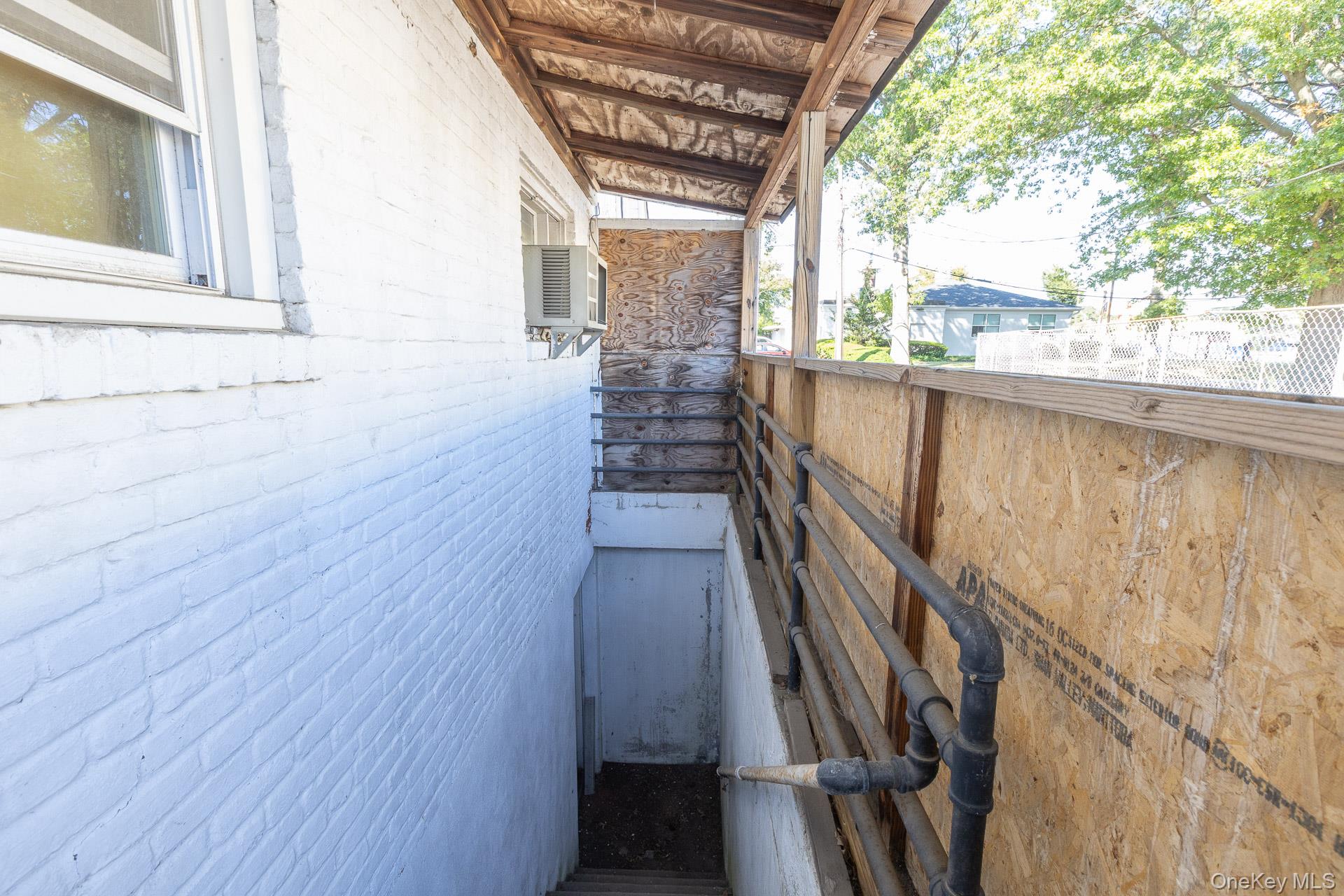 10 Boston Place, Huntington Station, NY 11746