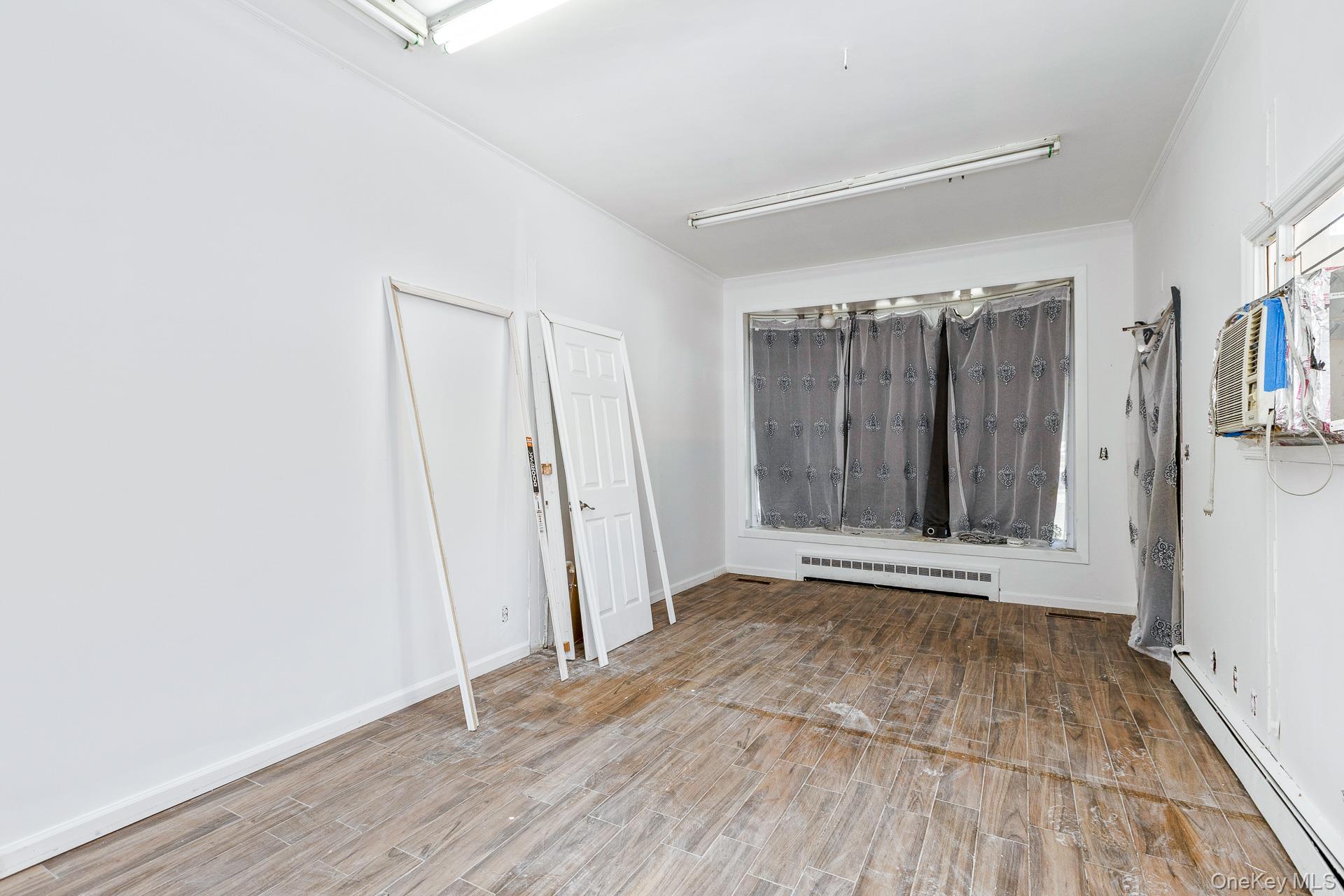 10 Boston Place, Huntington Station, NY 11746