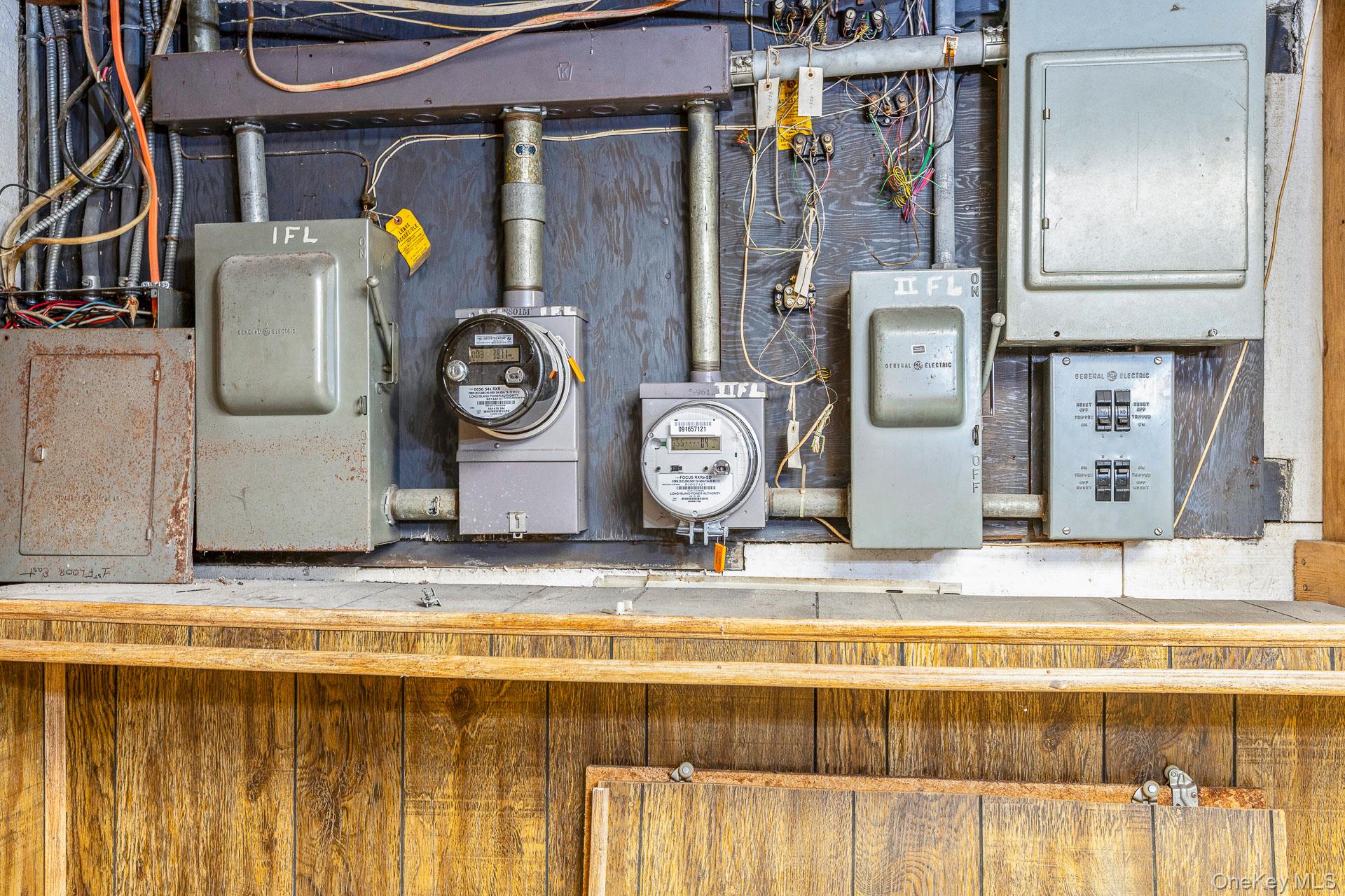 10 Boston Place, Huntington Station, NY 11746